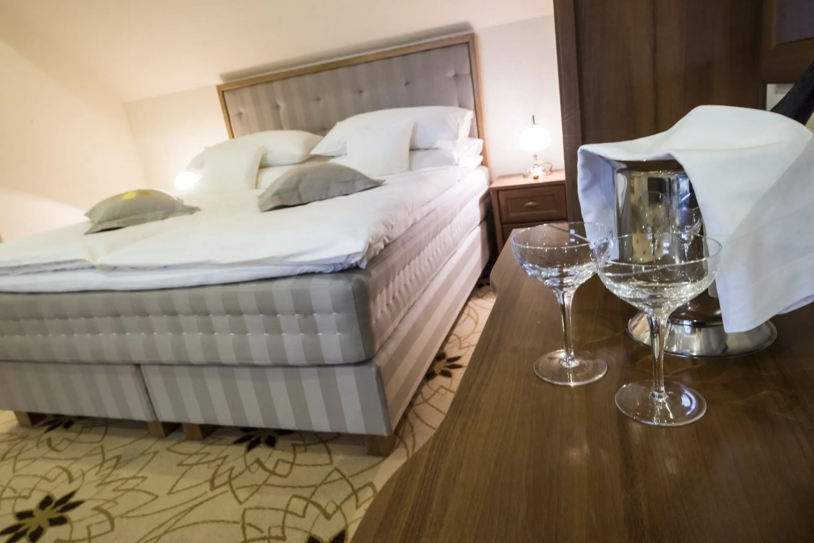 GOLDEN ROYAL Boutique hotel & Spa