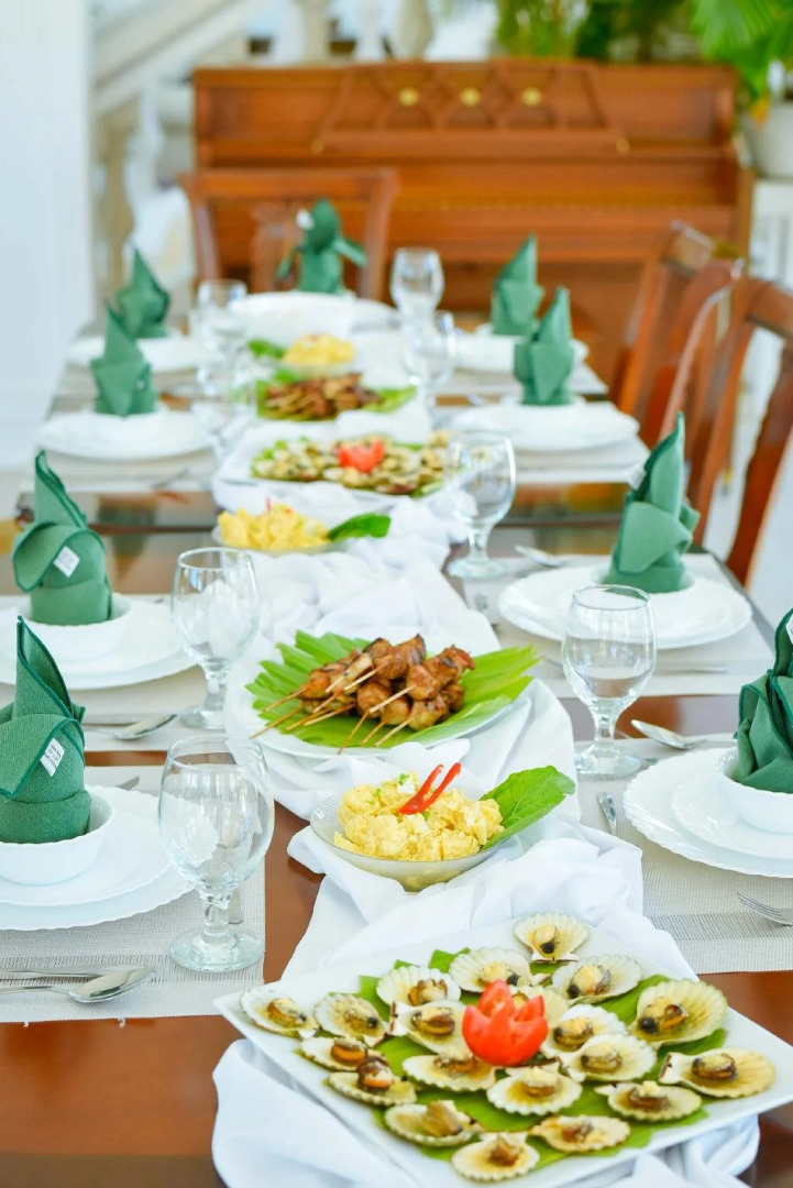 Casa Blanca by The Sea