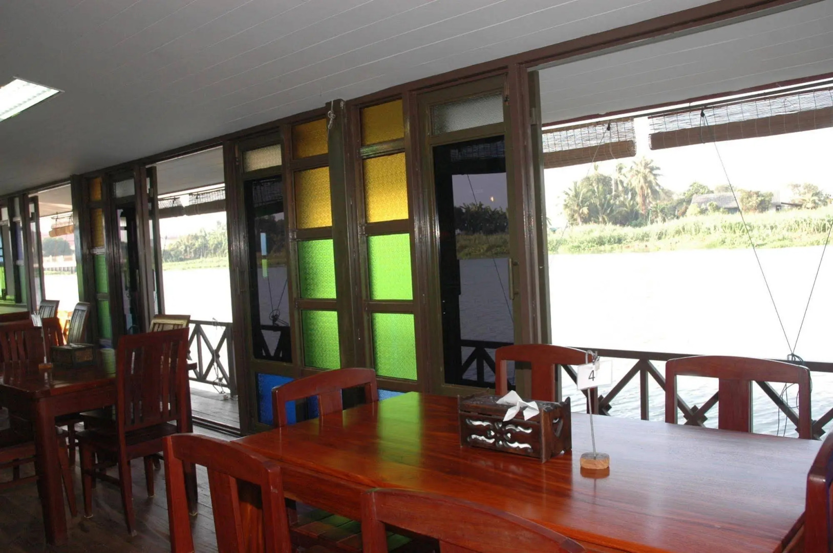 Momchailai River Retreat