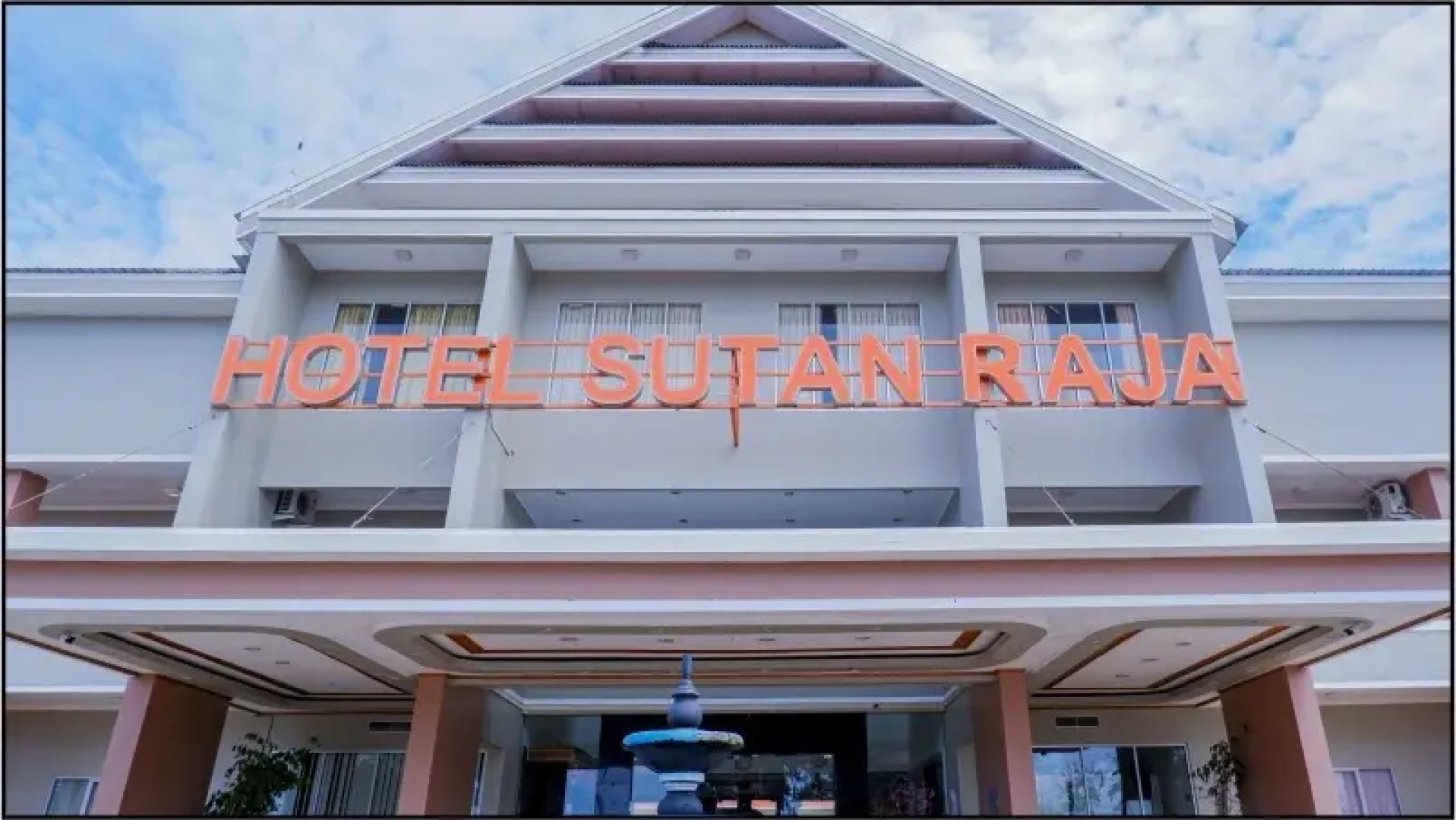 Sutan Raja Hotel Kolaka