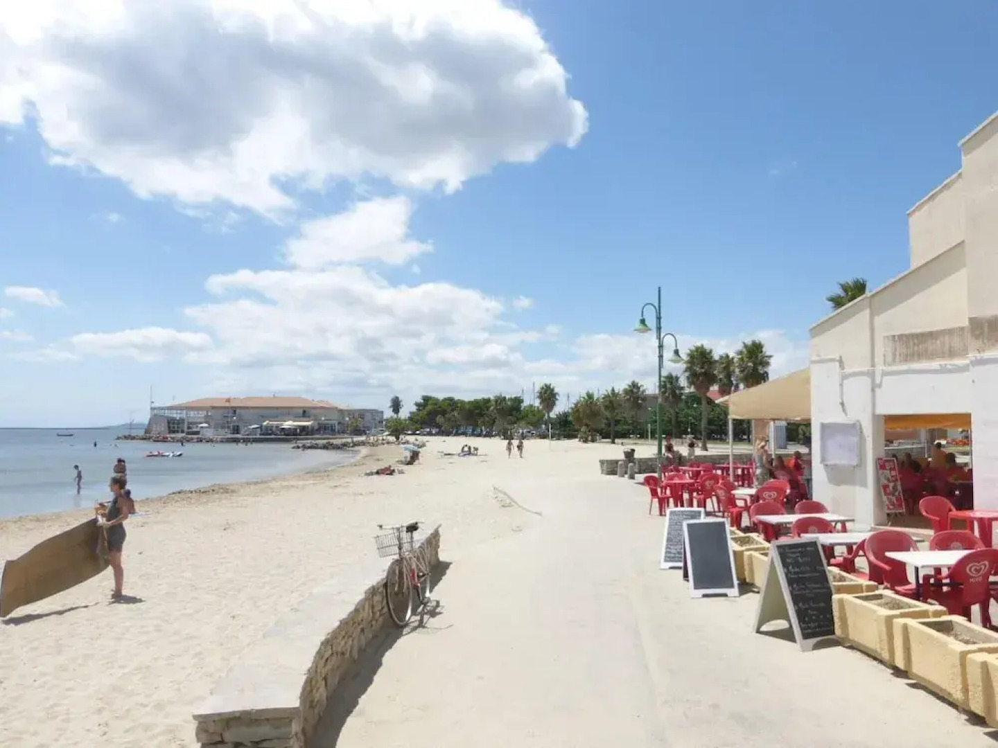 Ground Floor Home With Modern Design, Montagnac