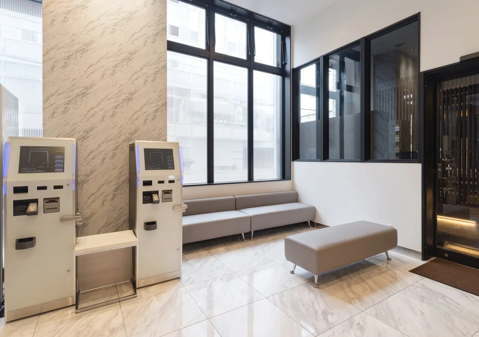 Queen's Hotel Chitose