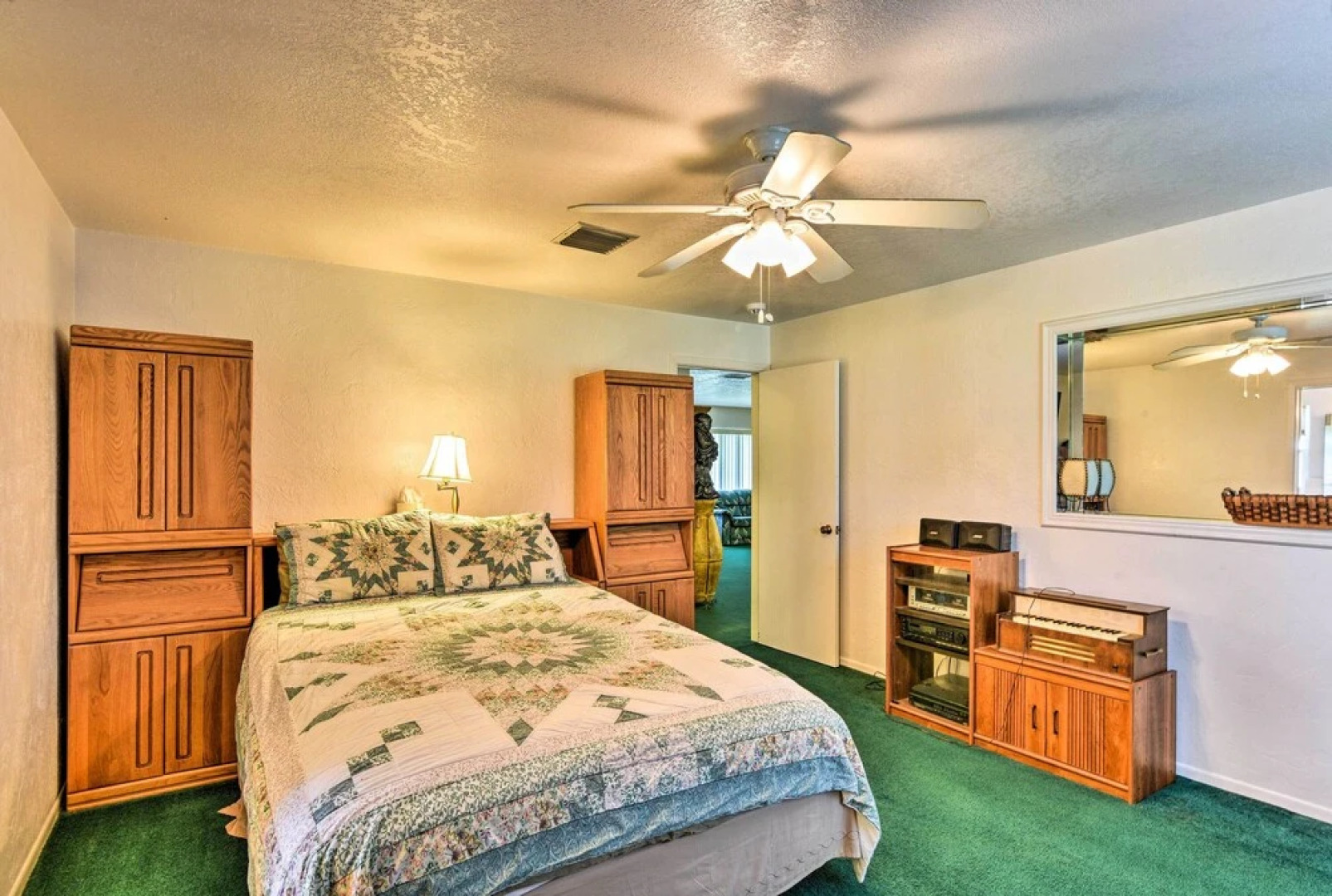Sandford Vacation Rental Near Airport & Lake!
