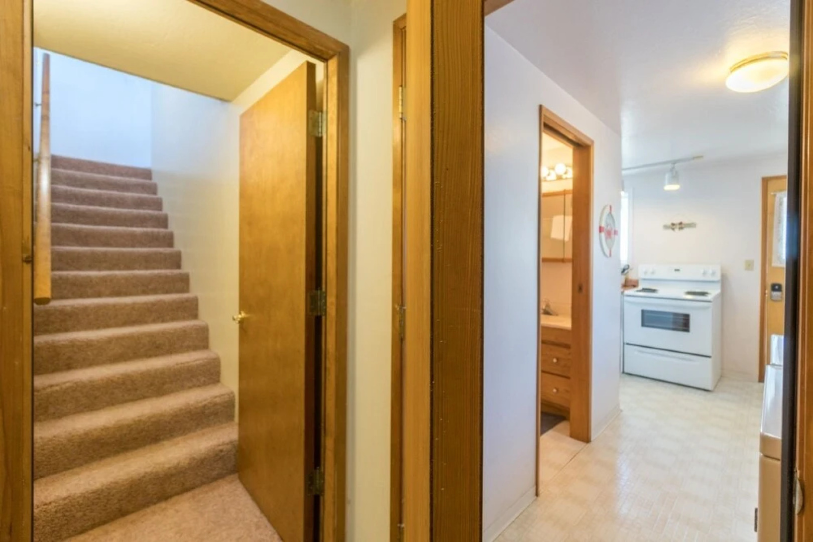 Whale Pointe 2 Br cottage by RedAwning