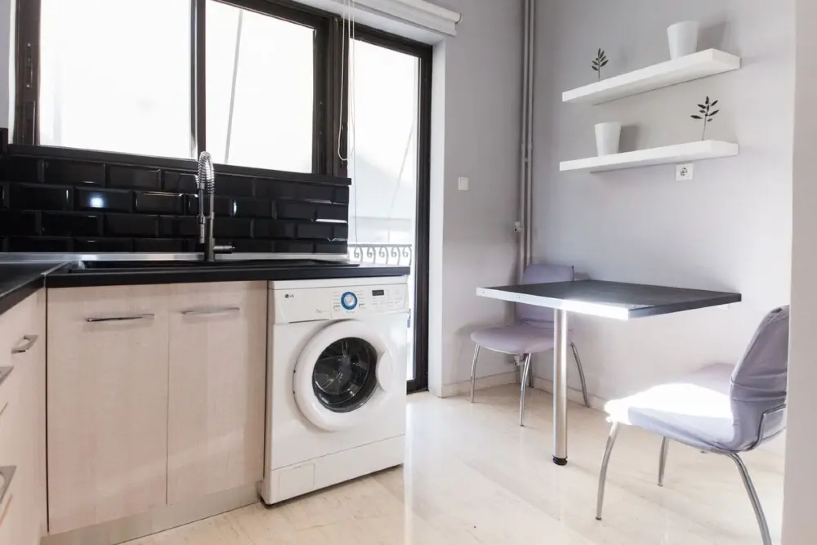 Modern Luxury 2Bd Apt in Agios Dimitrios