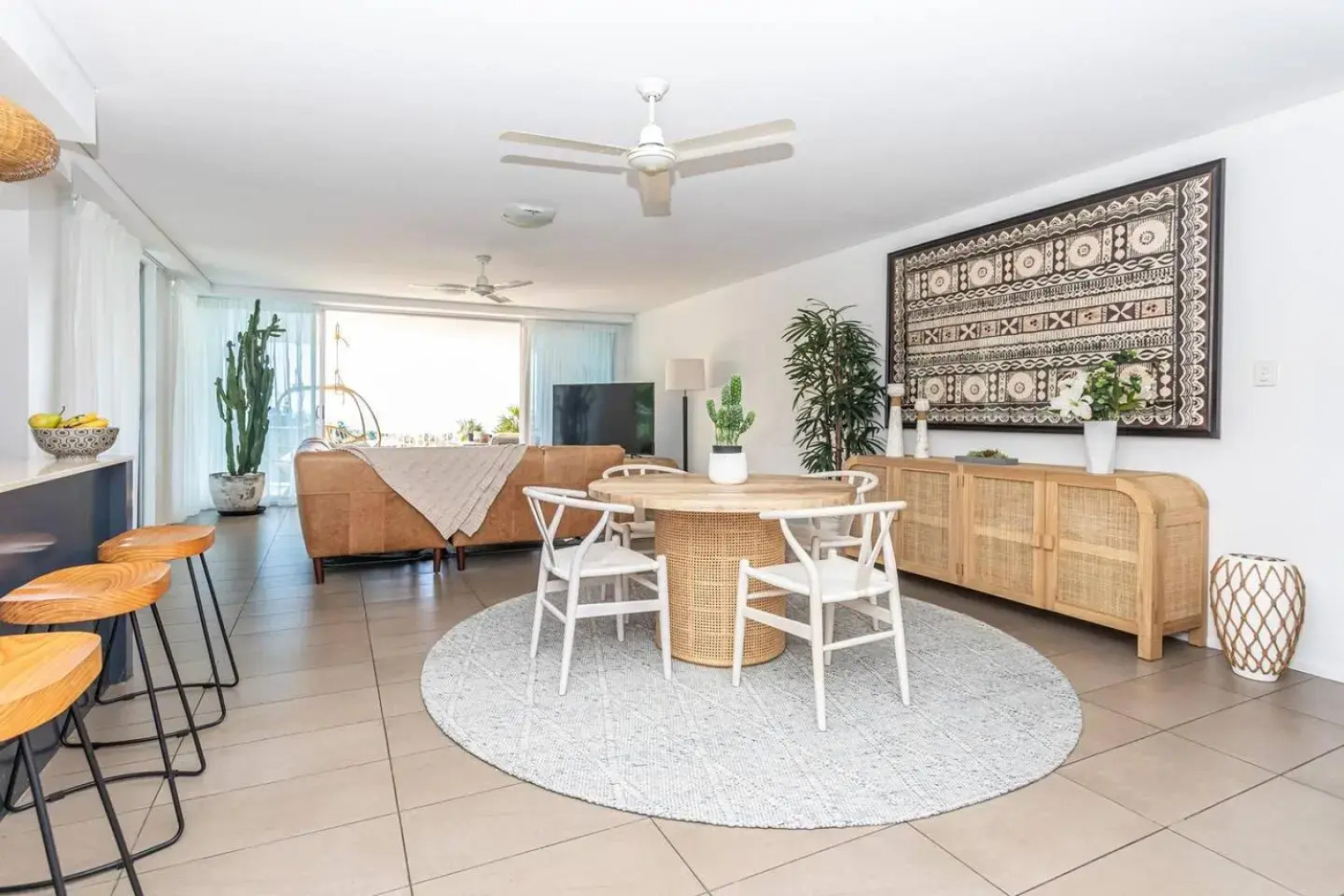 Whitsunday view BOHO apartment in Airlie Beach