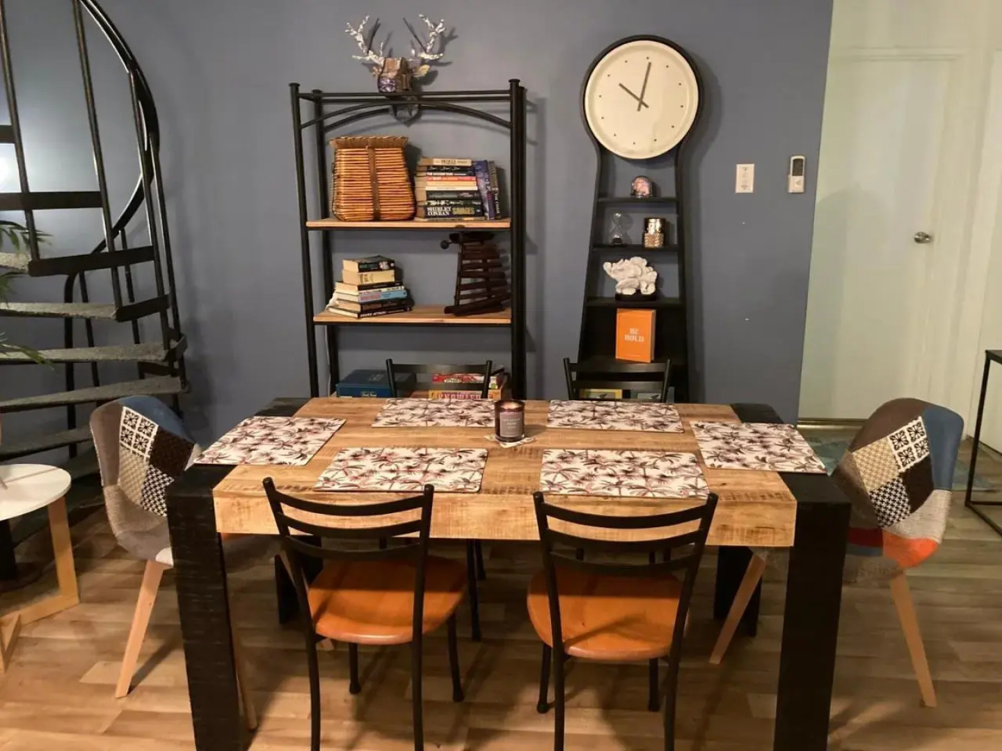 1166 on Booner - Hawks Nest