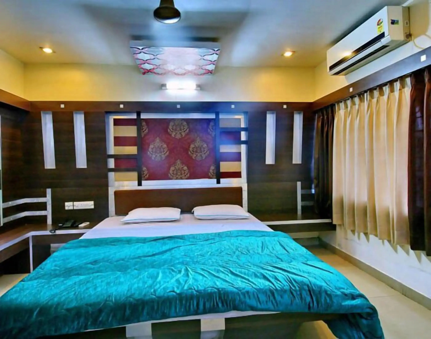 Hotel Rohini International