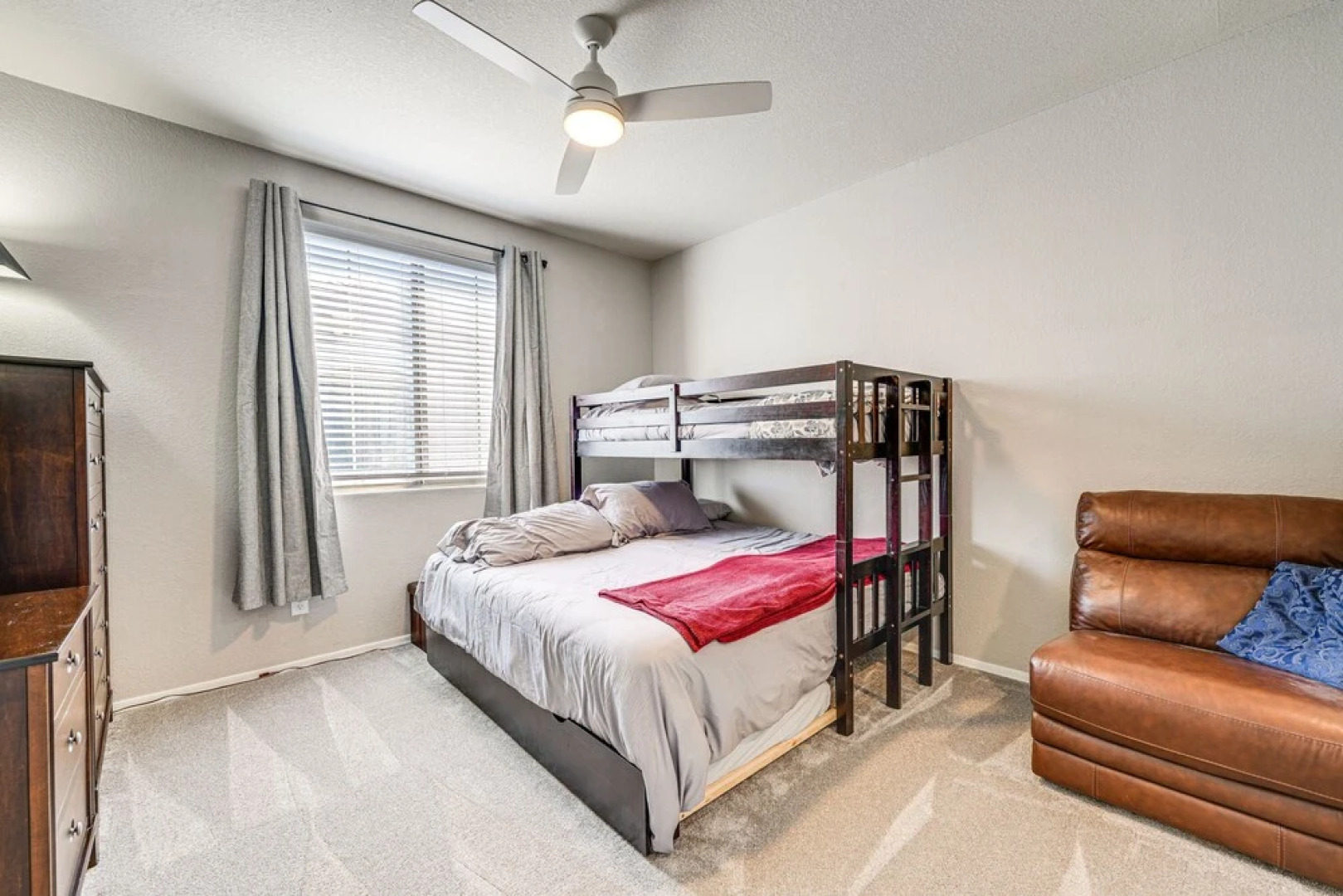 Near Spring Training: Mesa Condo w/ Pool Access!