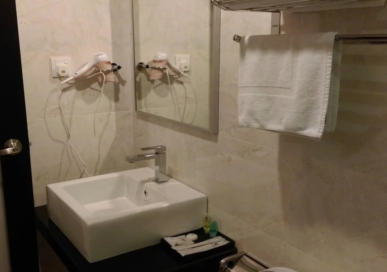 Hotel Zamburger Legenda