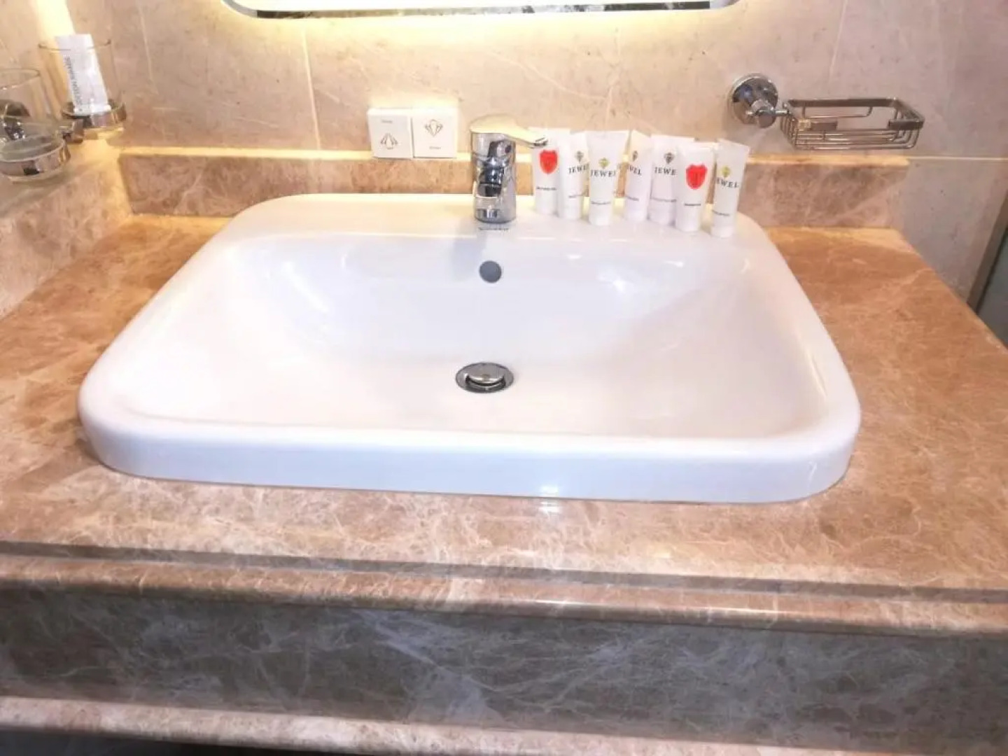 Jewel Al Nasr Hotel & Apartments