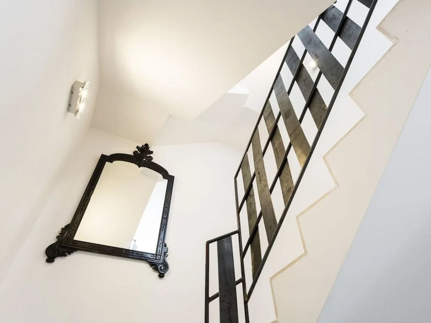 Residence by G Can Rochet