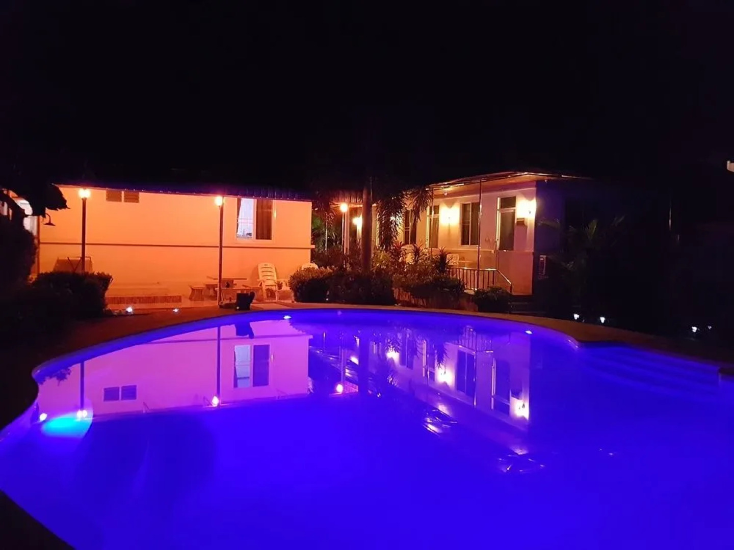 Nuch's Apple Guest House