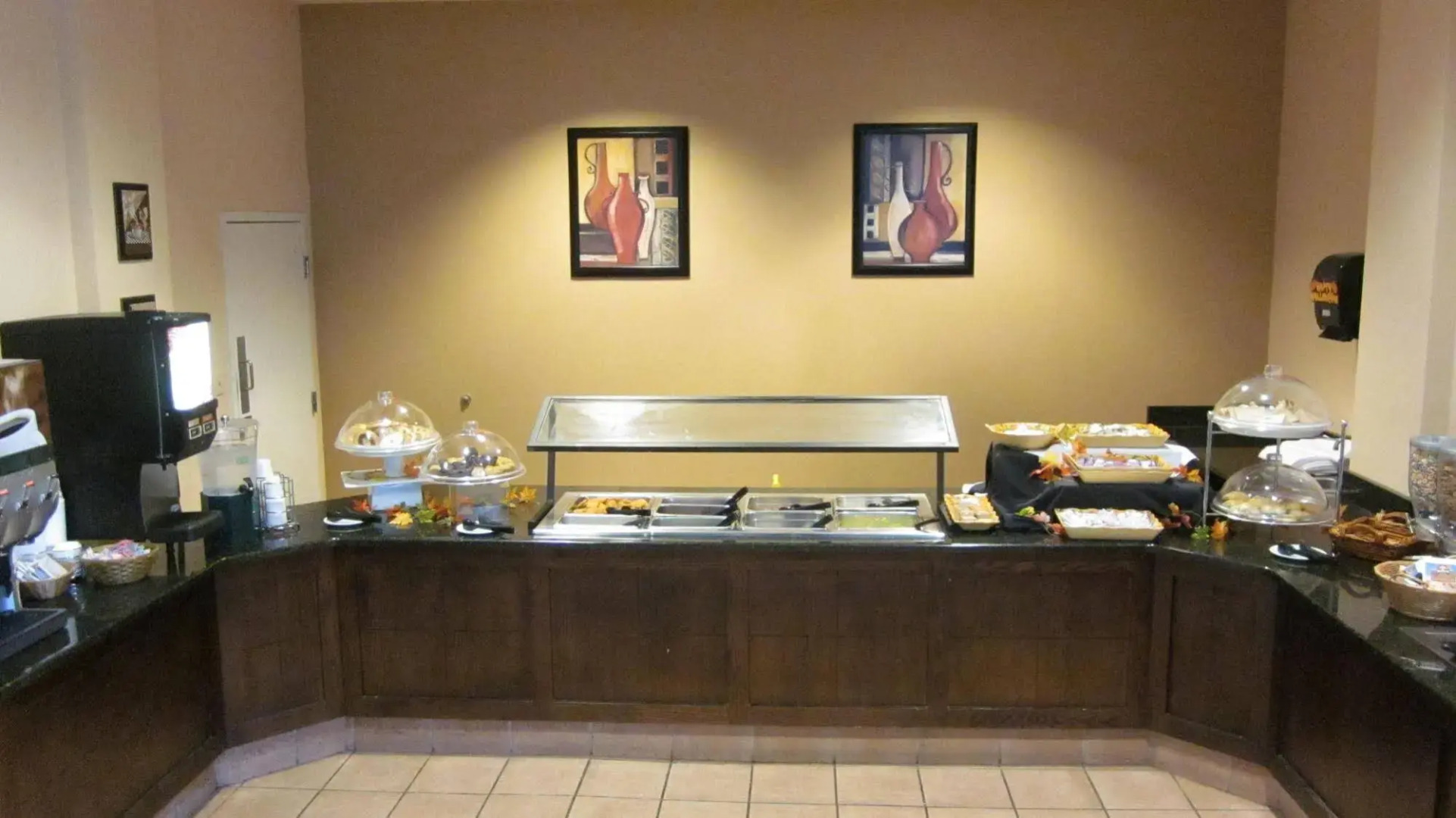 Quality Suites Lake Wright - Norfolk Airport