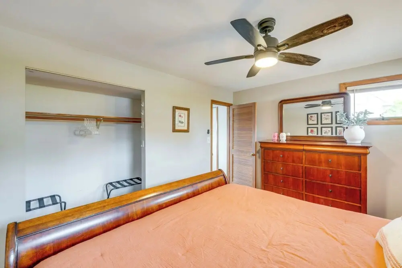 Steps to Powers Lake: Wisconsin Family Home