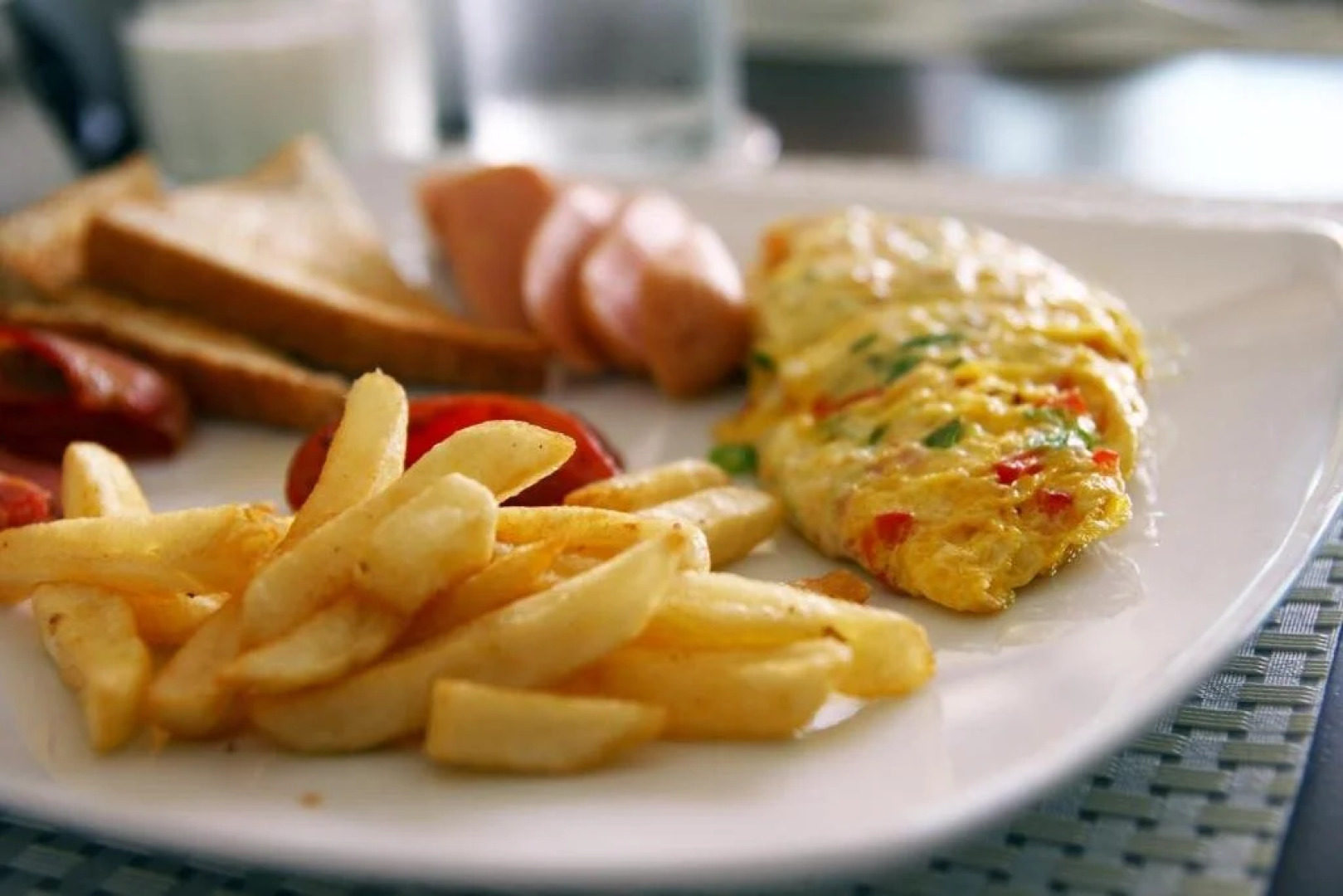 Maeklong Marina Resort