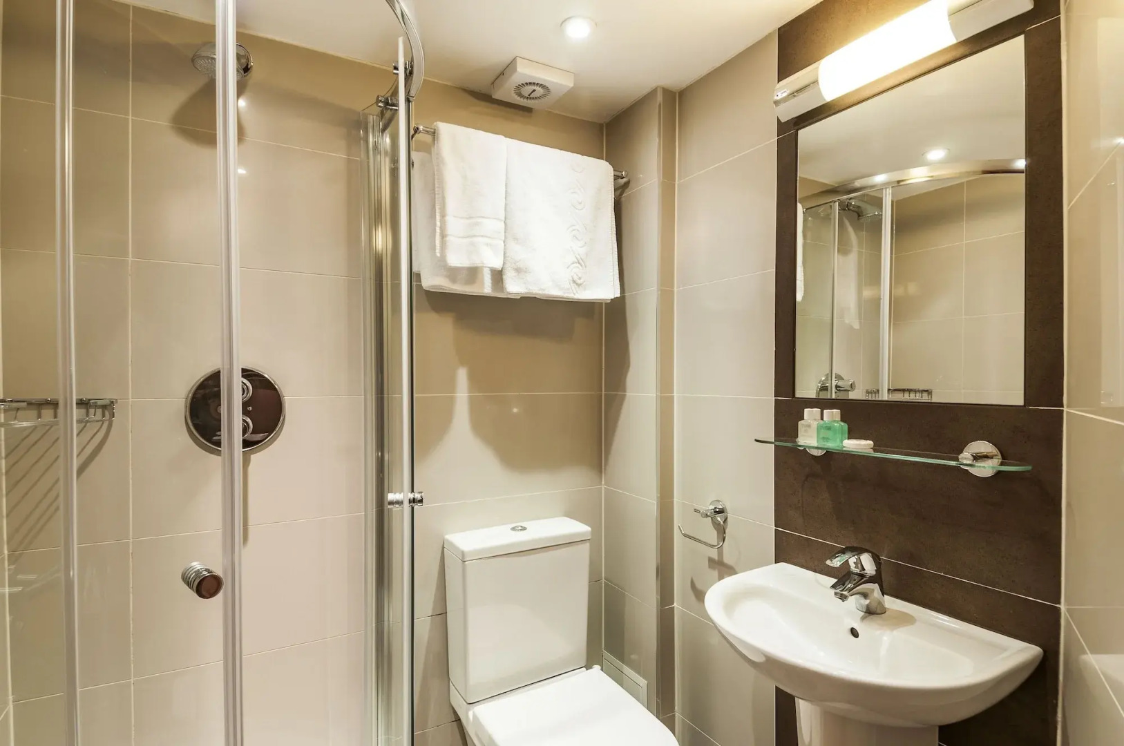 Grand Concerto Hotel