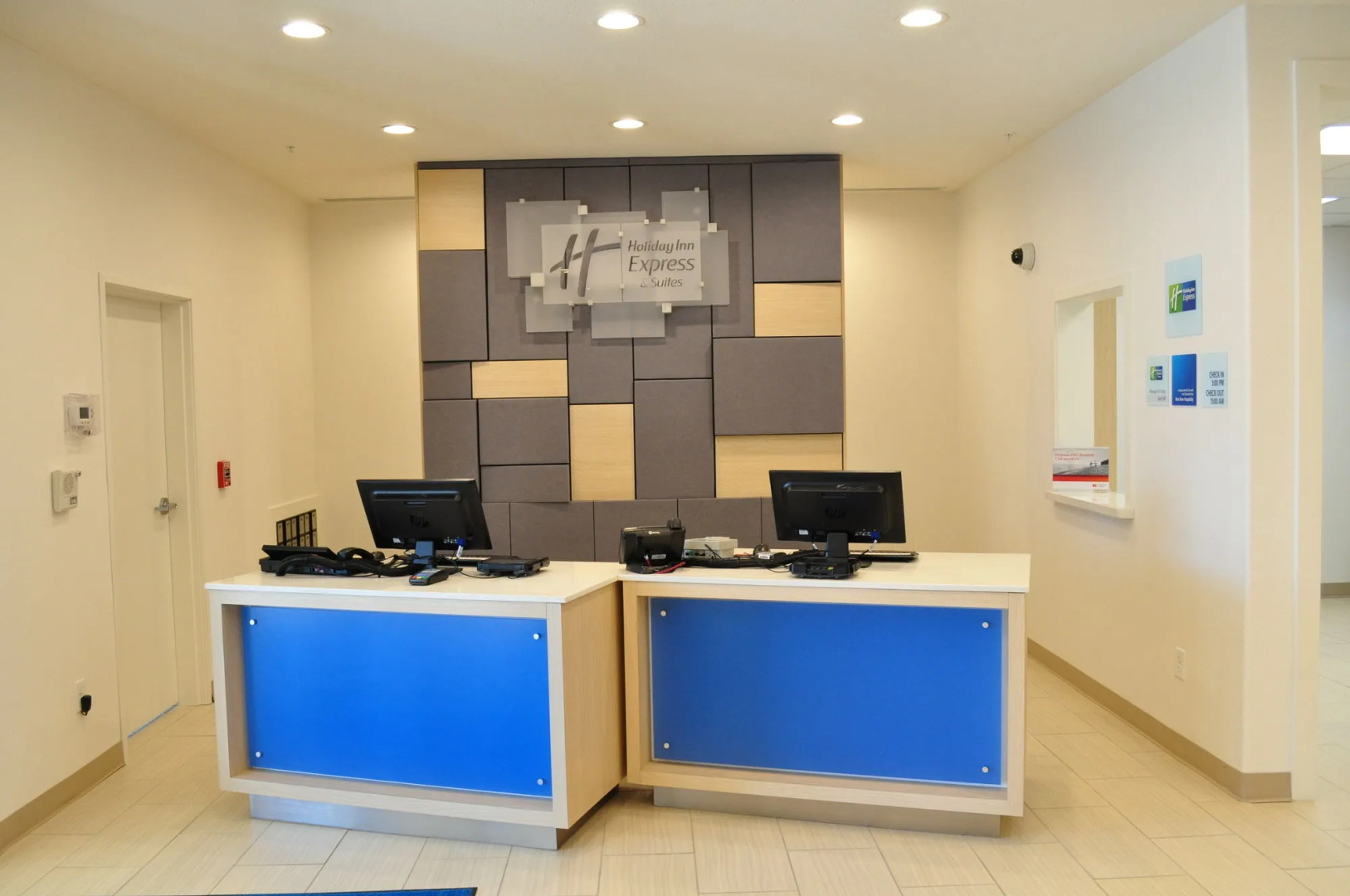 Holiday Inn Express & Suites Price by IHG