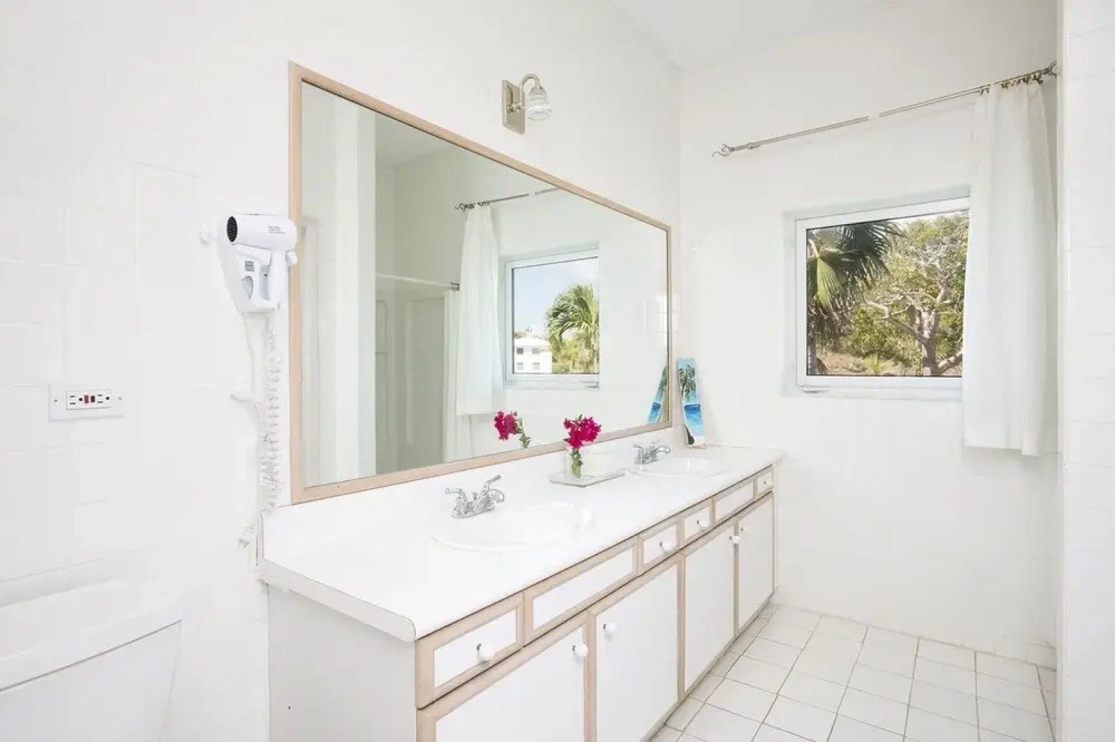 Seven Palms 7 Bedroom Home