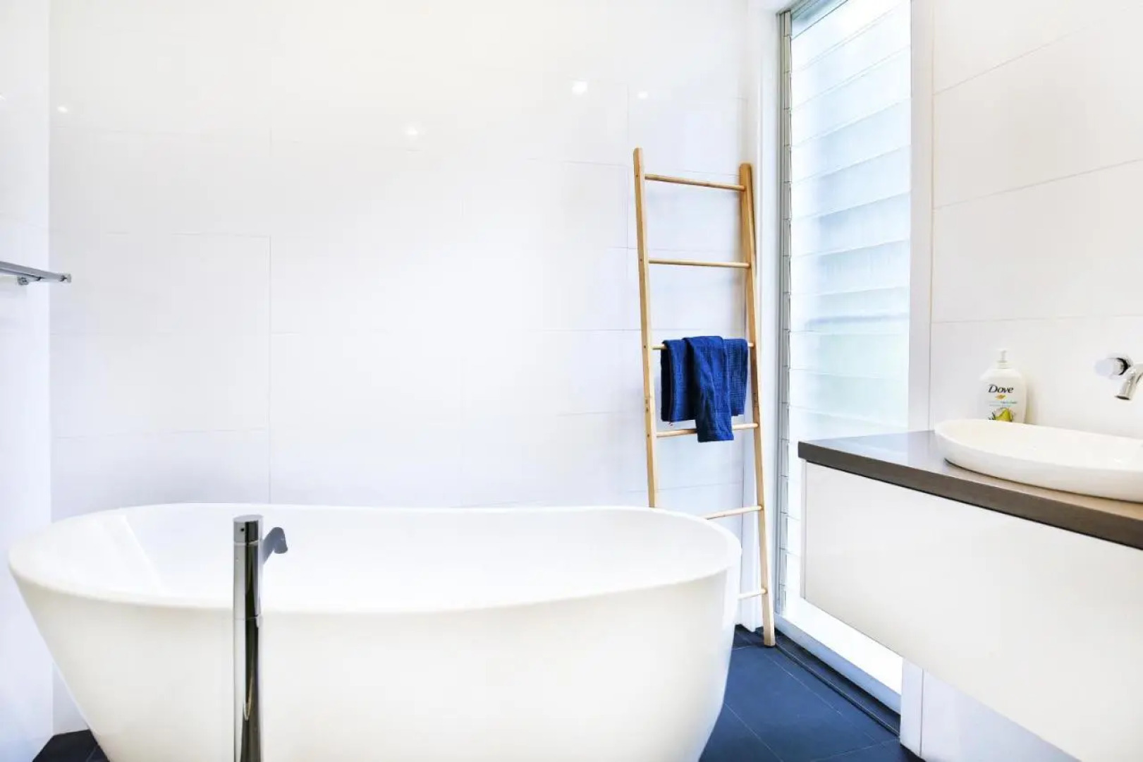 Surfspray I Pet Friendly I Absolute Beachfront