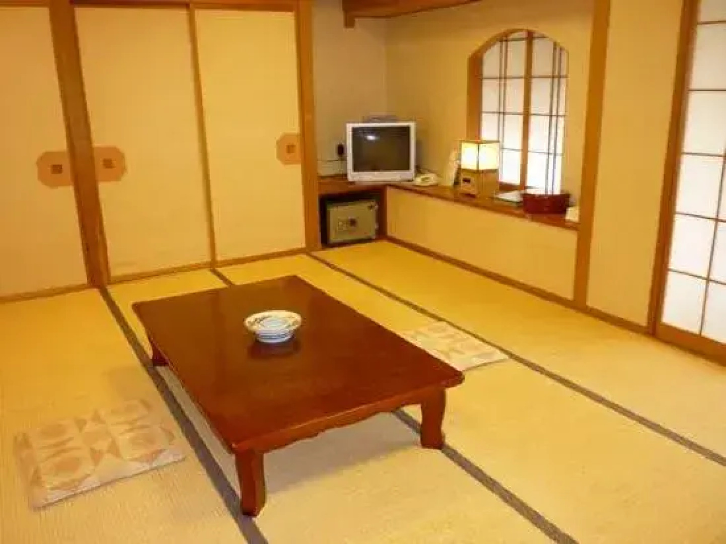 Brighten Hotel Mimaruya