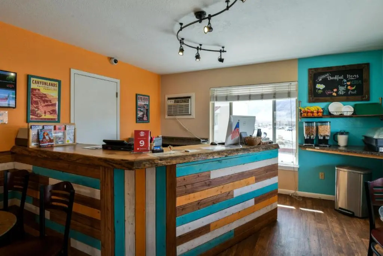 Adventure Inn & Motel