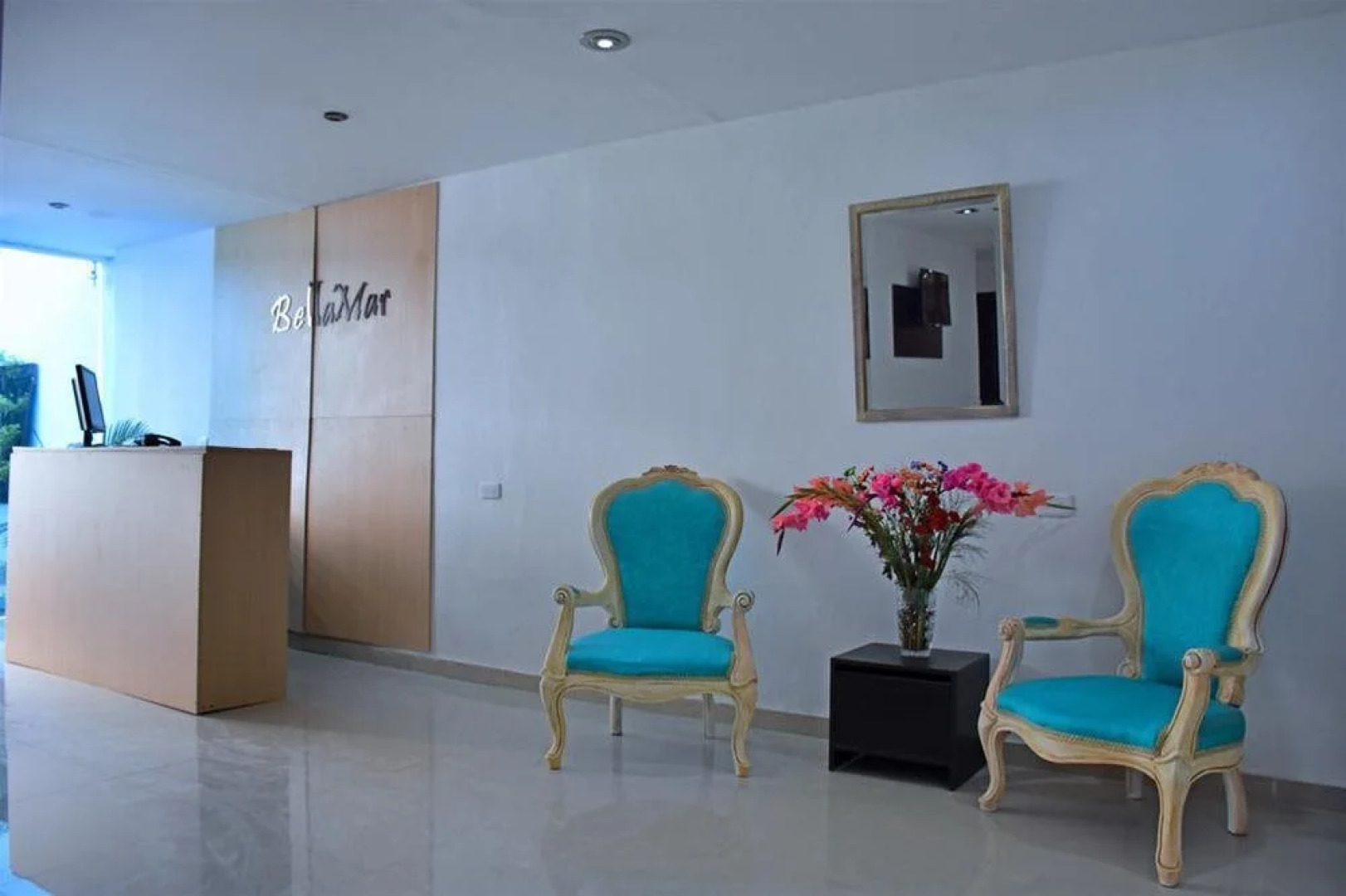 Hotel BellaMar Beach