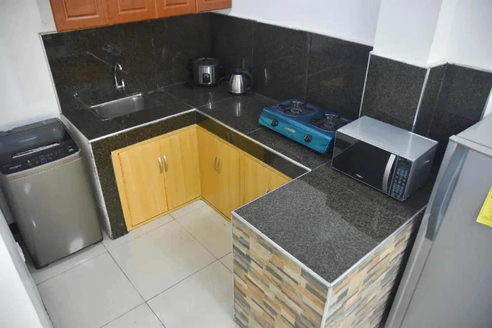 Furnished House in Calapan City Subdivision near ROBINSON/XENTRO Mall