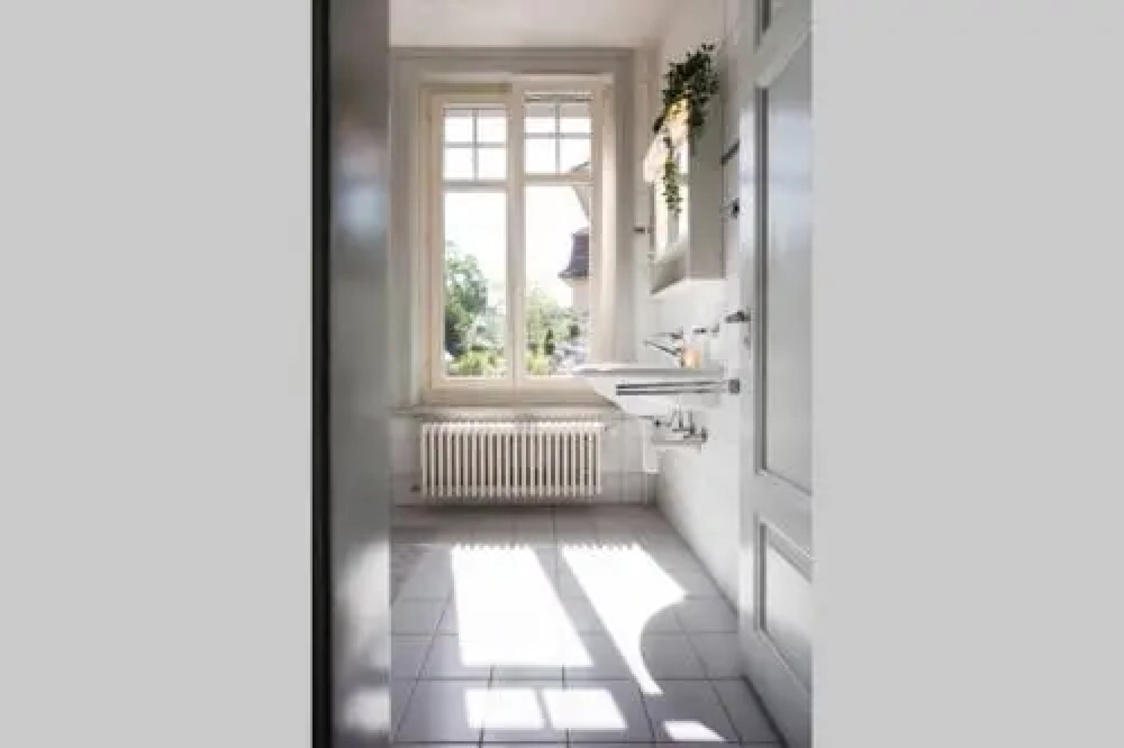 2 Zimmer in Jugendstilwohnung mit Garten (1-6 P.)