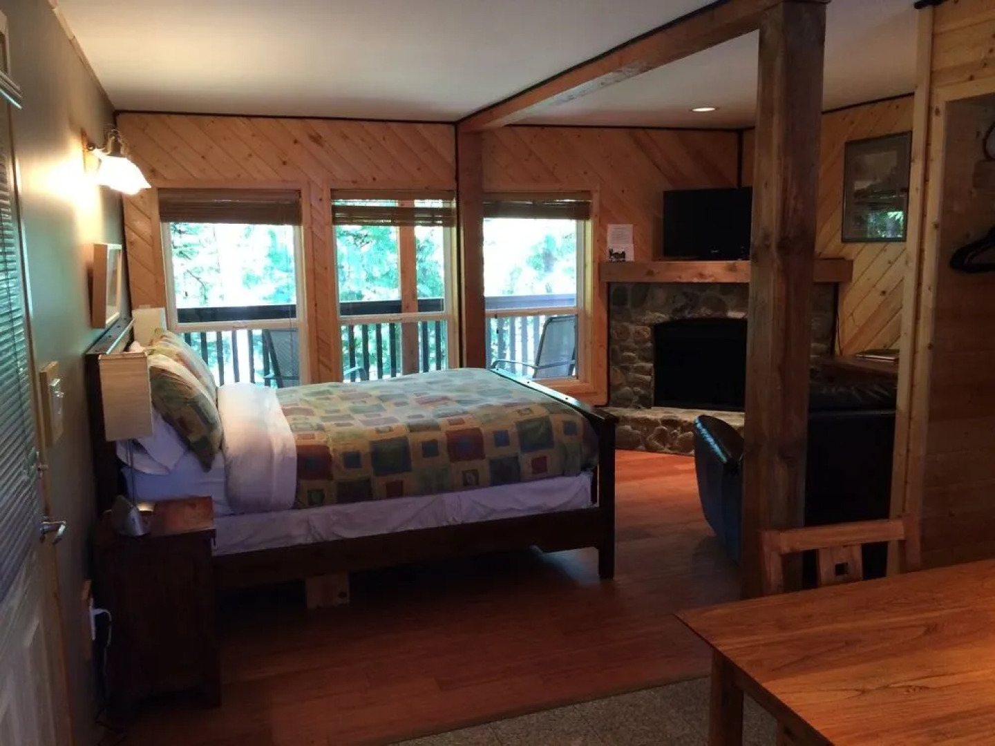 Wild Pacific Waterfront Cabins