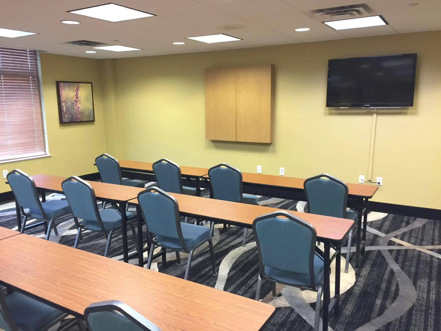 Best Western Plus Birmingham Inn & Suites