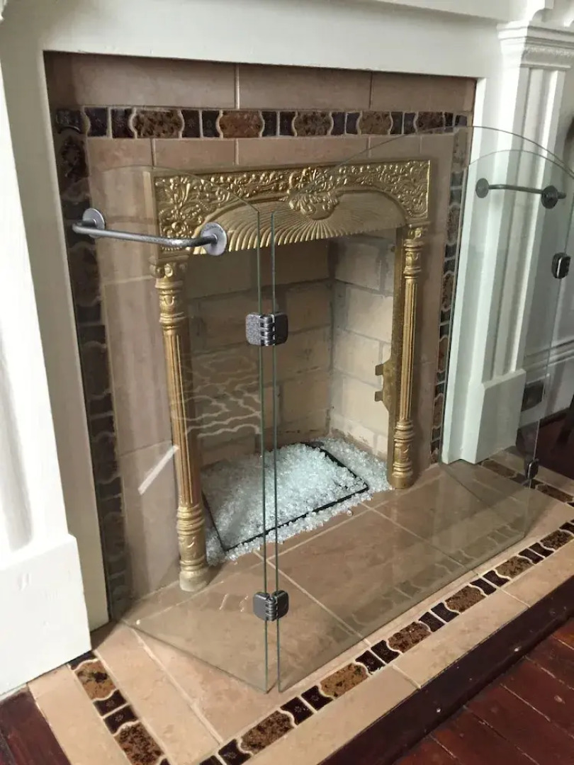 John Thomas Bed and Bath