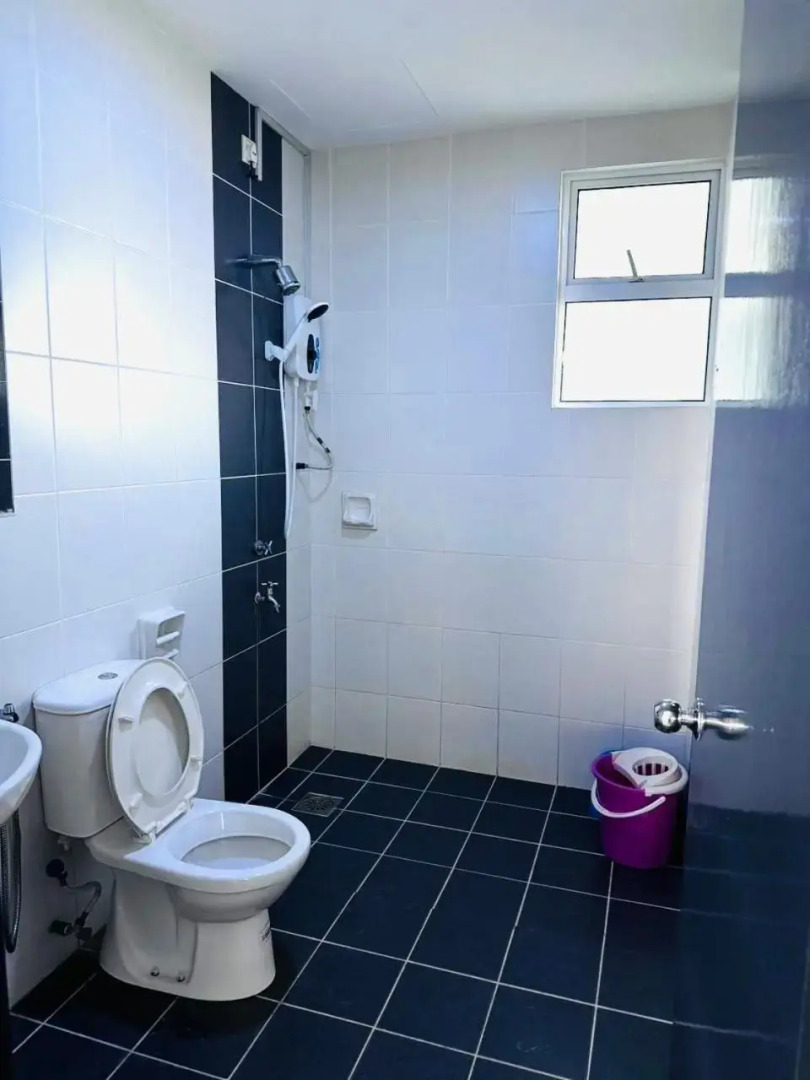 Sandakan Spacious and Comfortable Pool View Condo