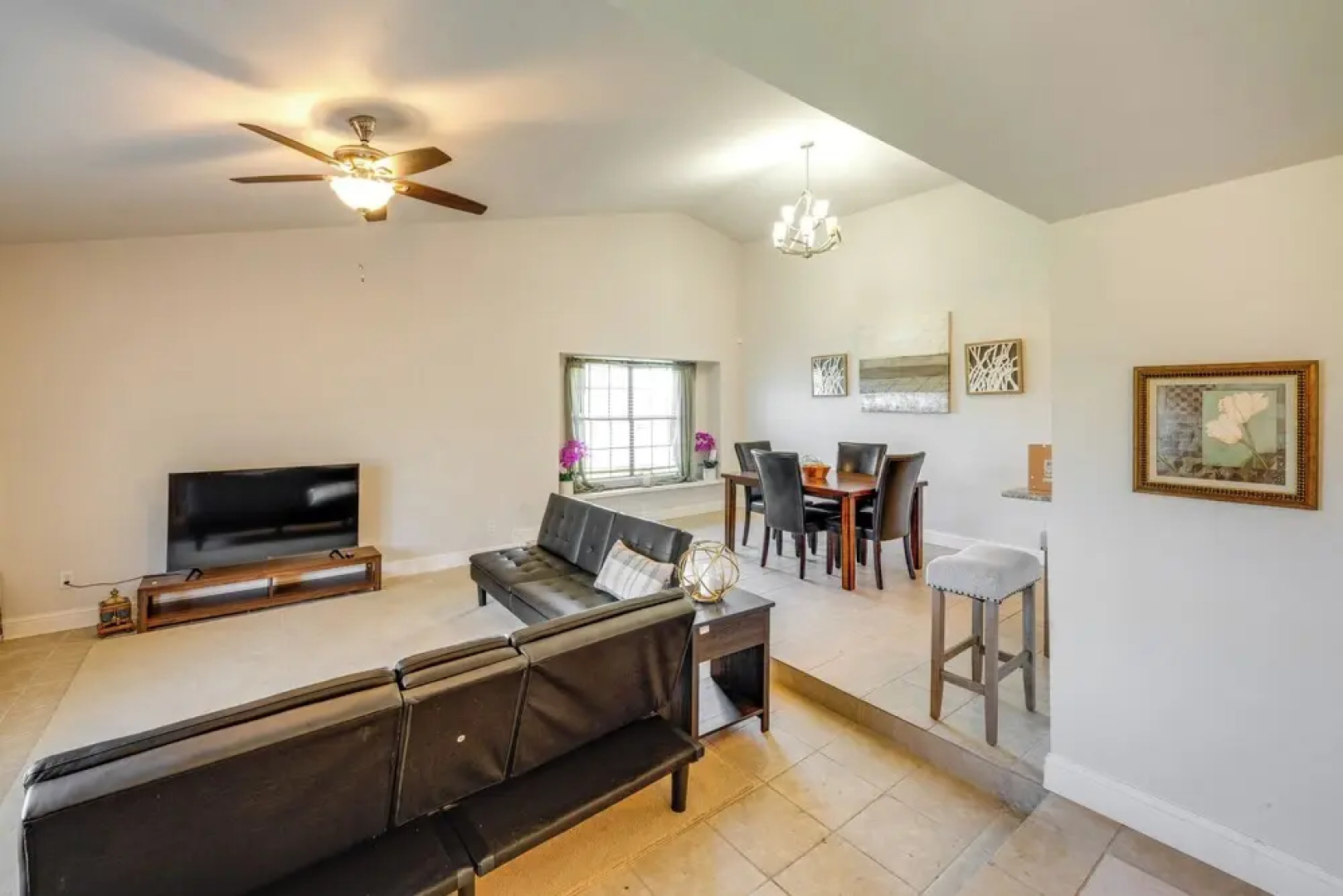 < 1 Mi to Lake Ray Hubbard: Home w/ Patio!