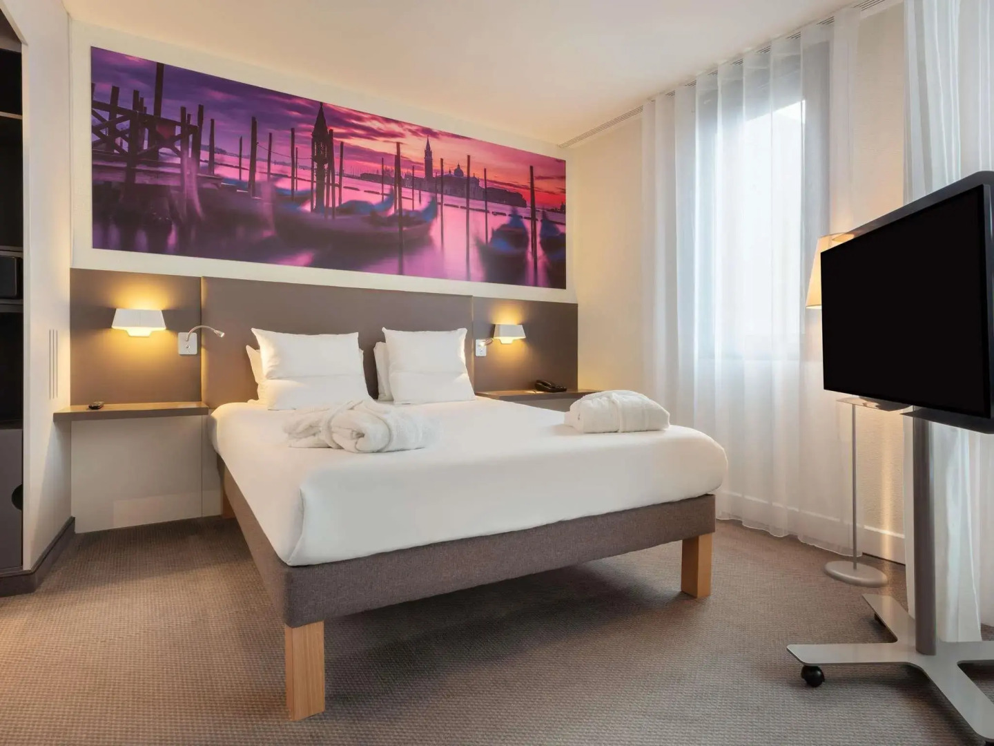 Novotel Suites Paris CDG Airport Villepinte