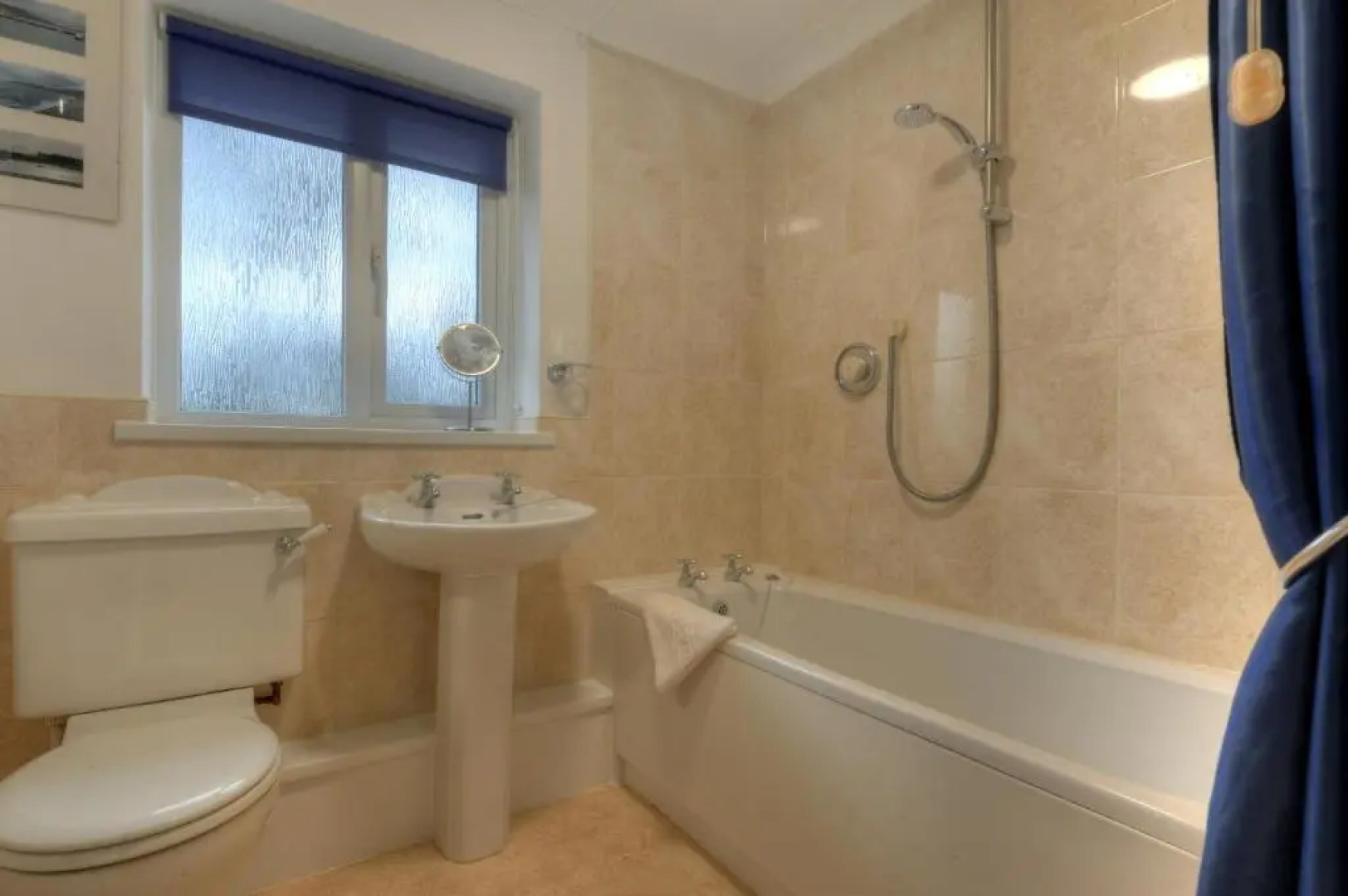 3 Riverside Cottages