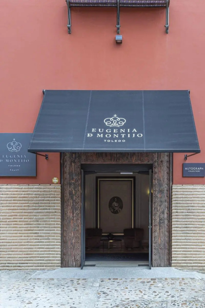 Eugenia de Montijo, Autograph Collection