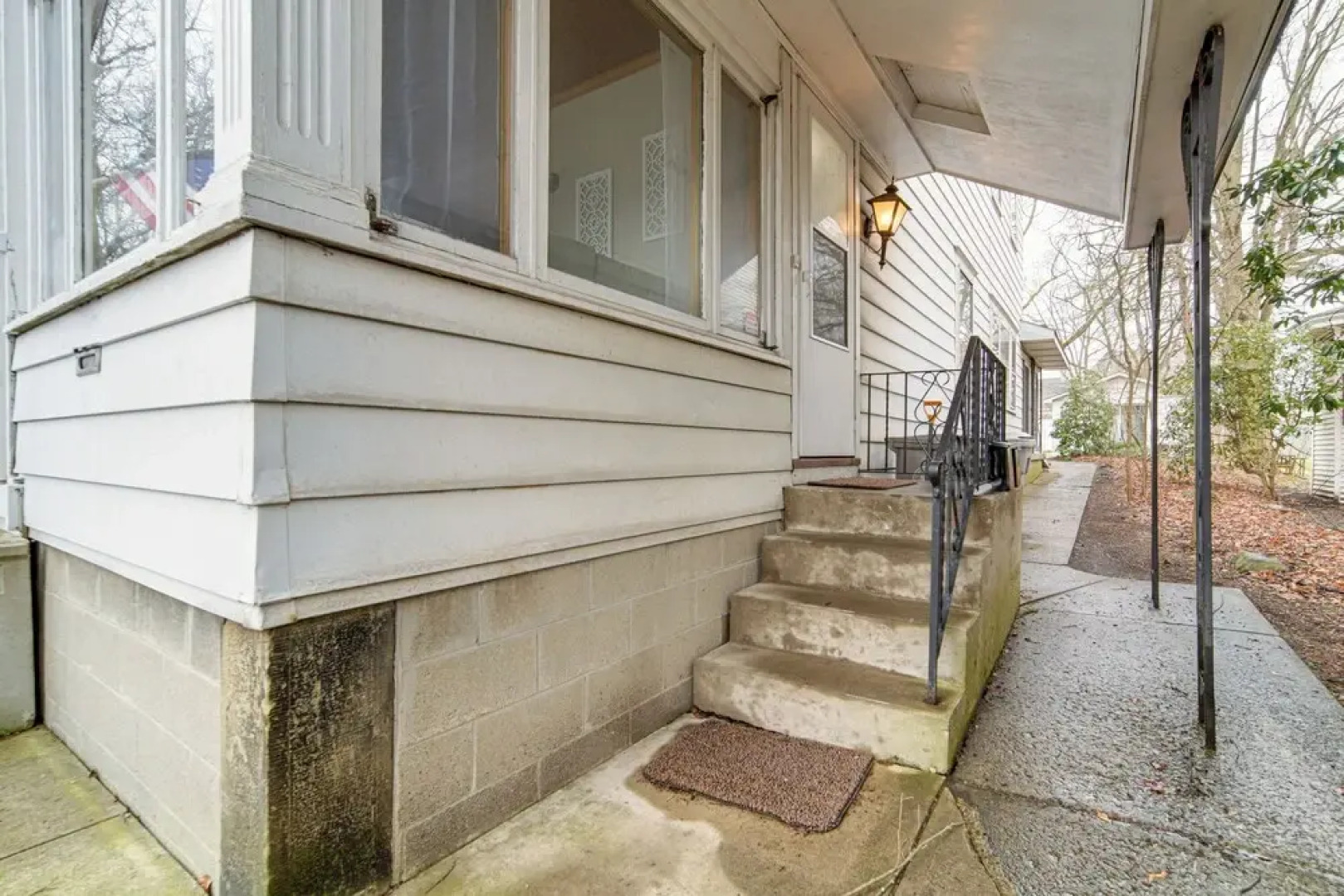 Central Meadville Apartment - Walk to Downtown!