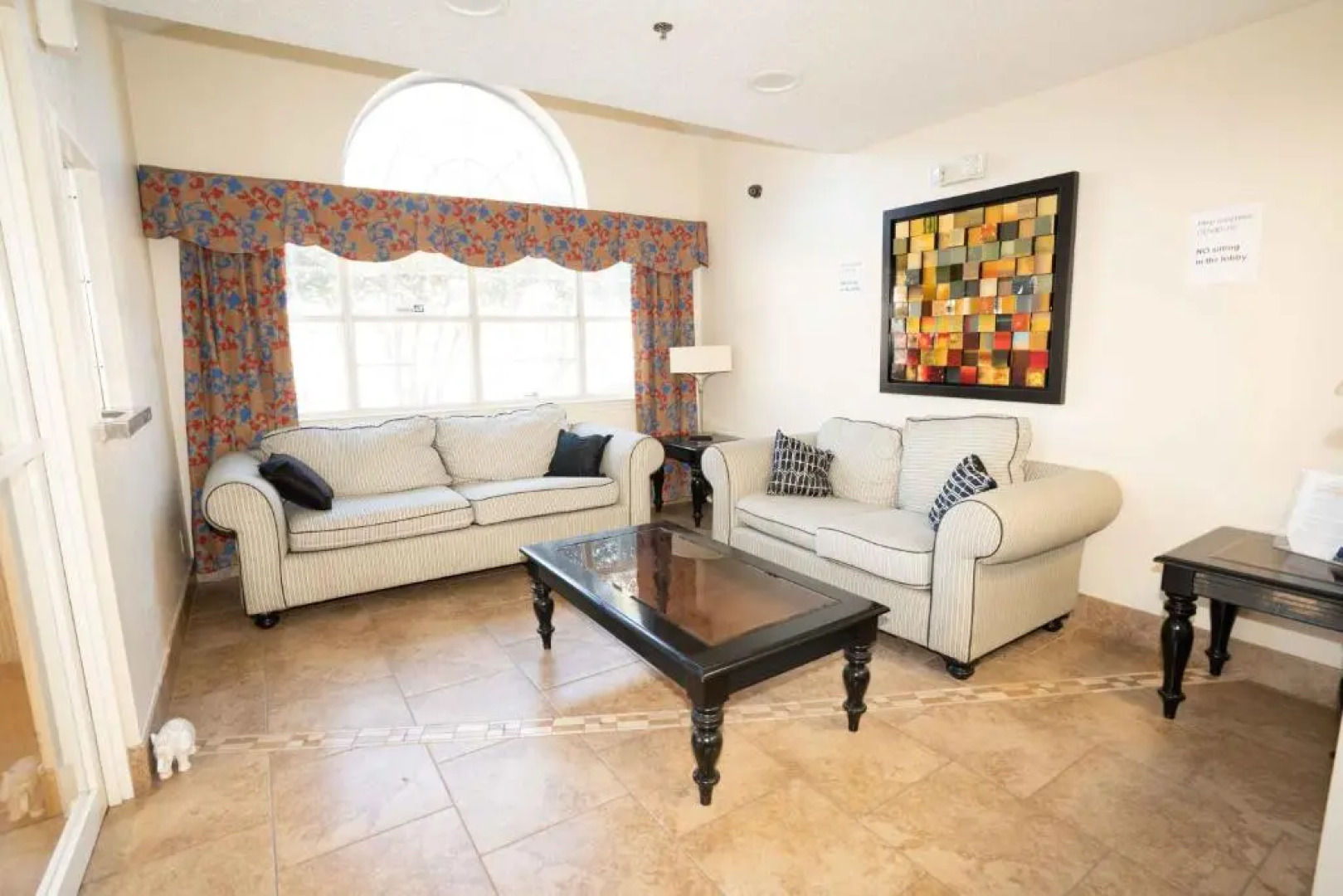 Red Roof Inn & Suites Euless - DFW Airport Southwest