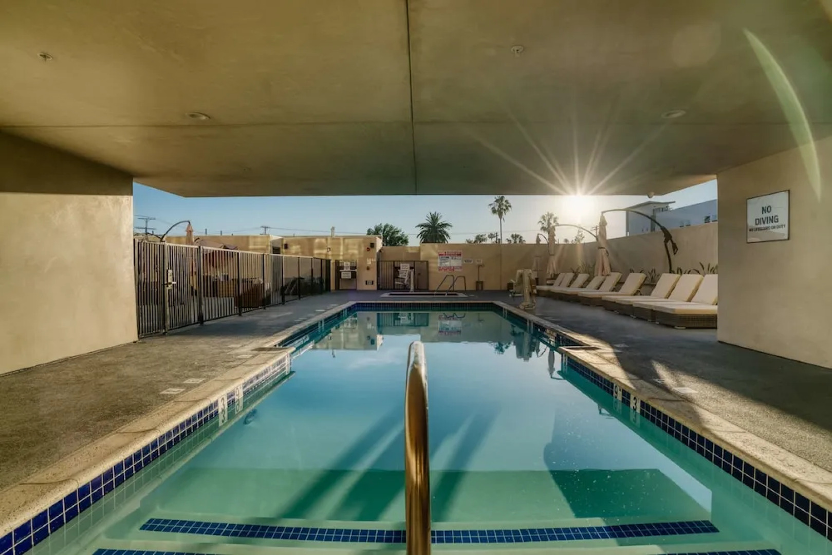 Best Western Premier NOHO Inn