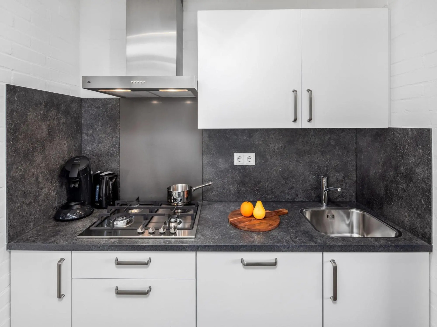 Restyled apartment with dishwasher, near Grevelingen Lake