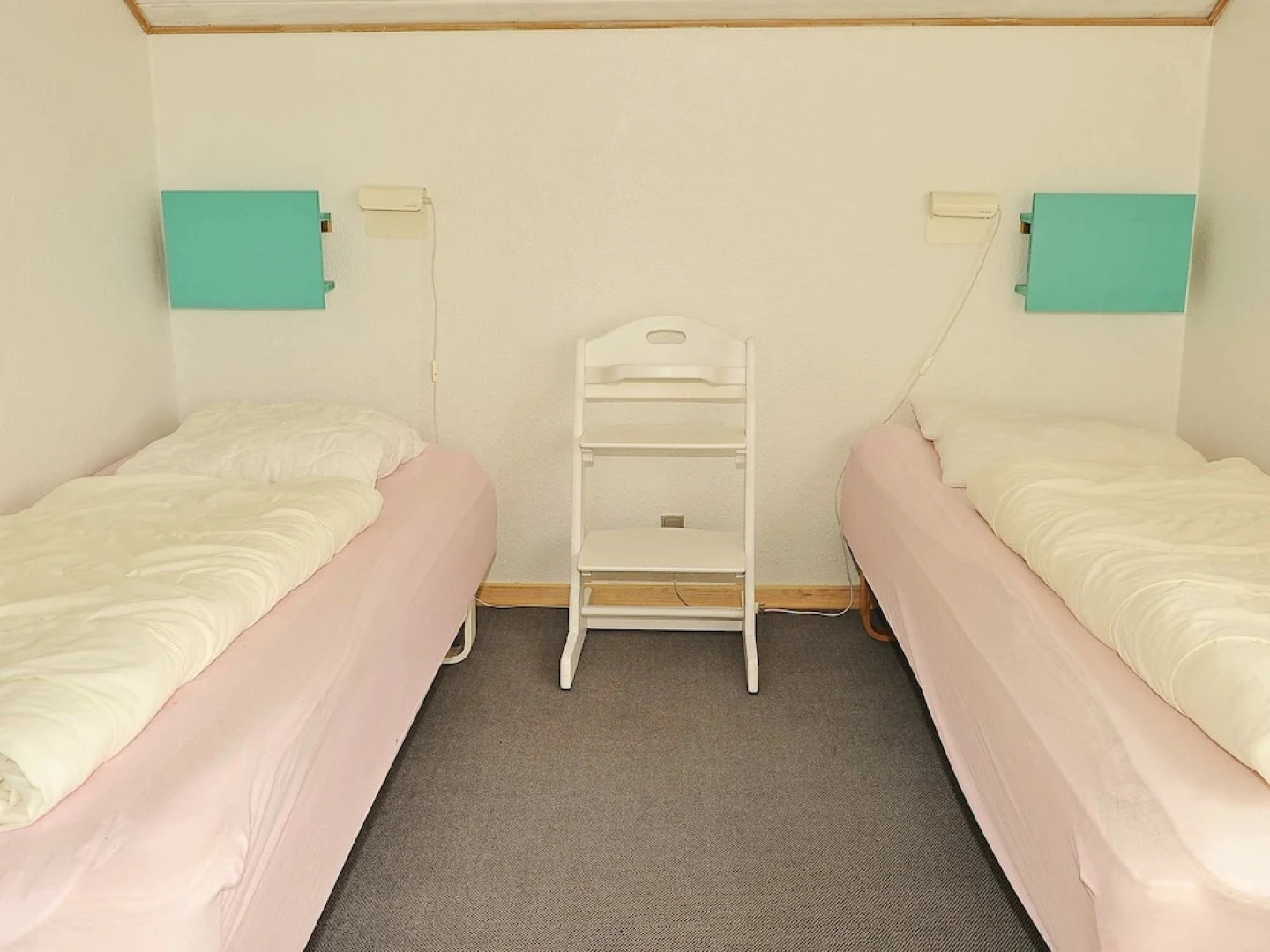 Cosy Holiday Home in Henne With Swimming Pool