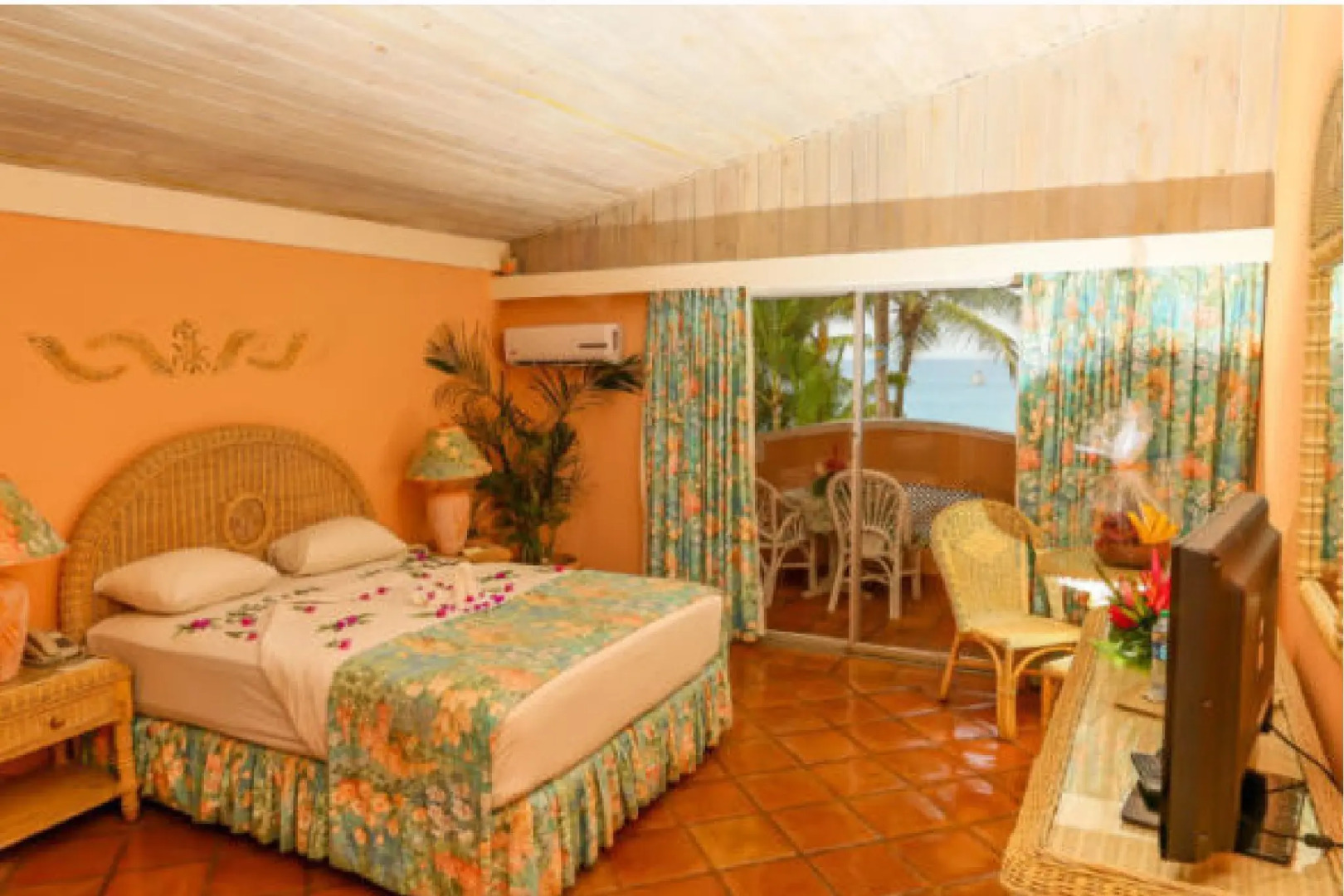 Coco Reef Resort and Spa