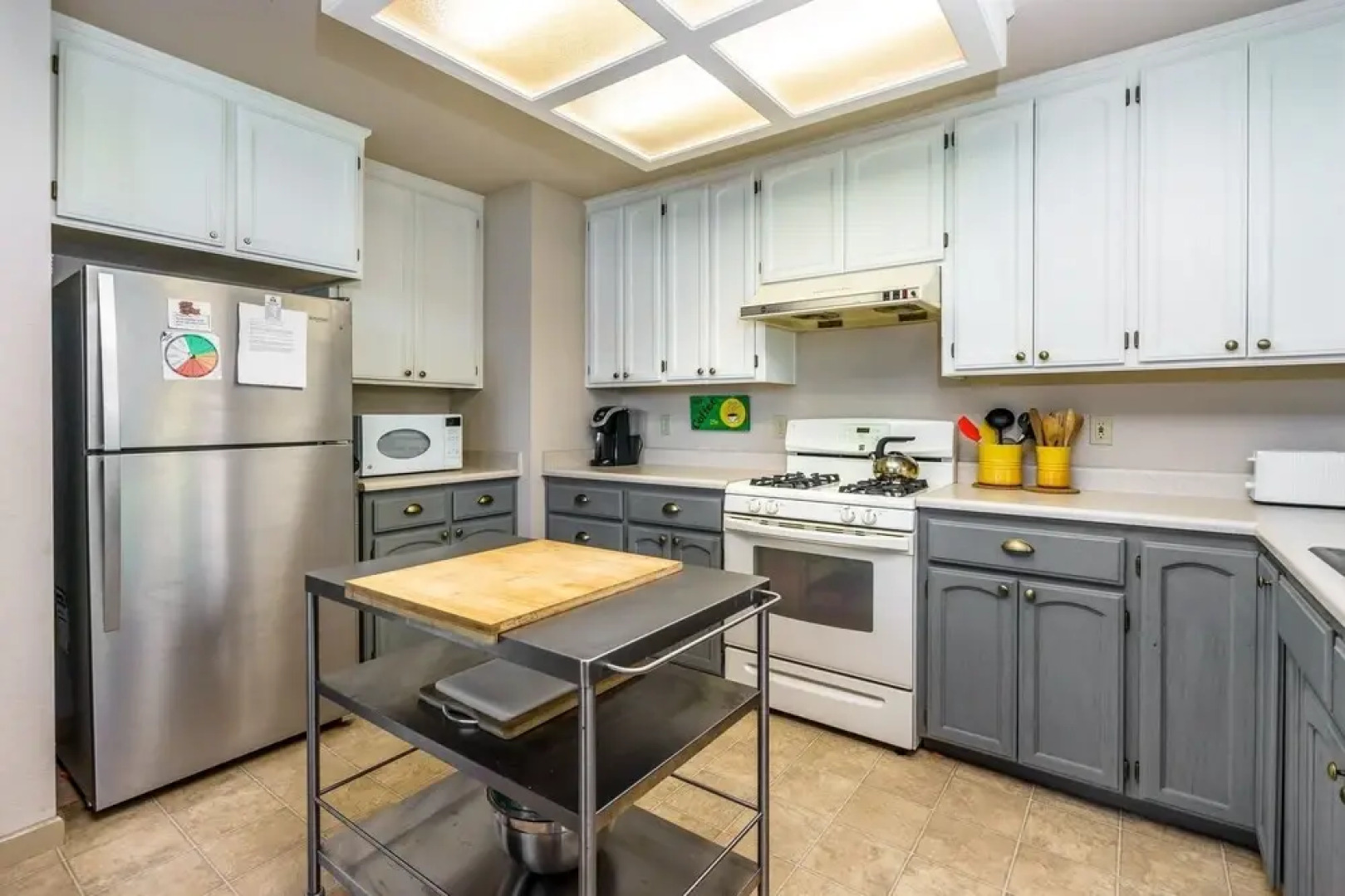 Hillside Haven -PET FRIENDLY!  Explore All Yosemite and Pine Mountain Lake has to Offer by Yosemite Region Resorts