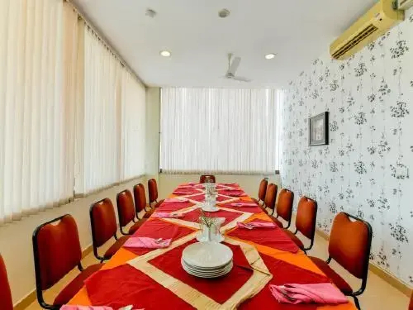 OYO 22050 Aramana Hotel