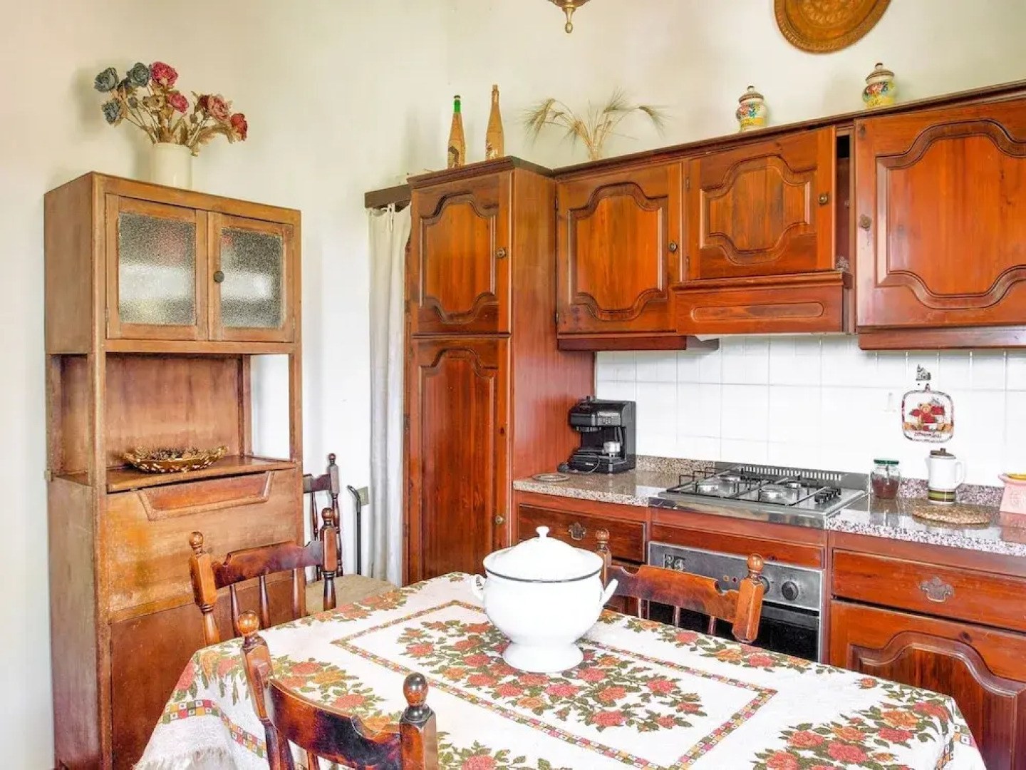 Holiday Home in Marciano Della Chiana With a Private Pool