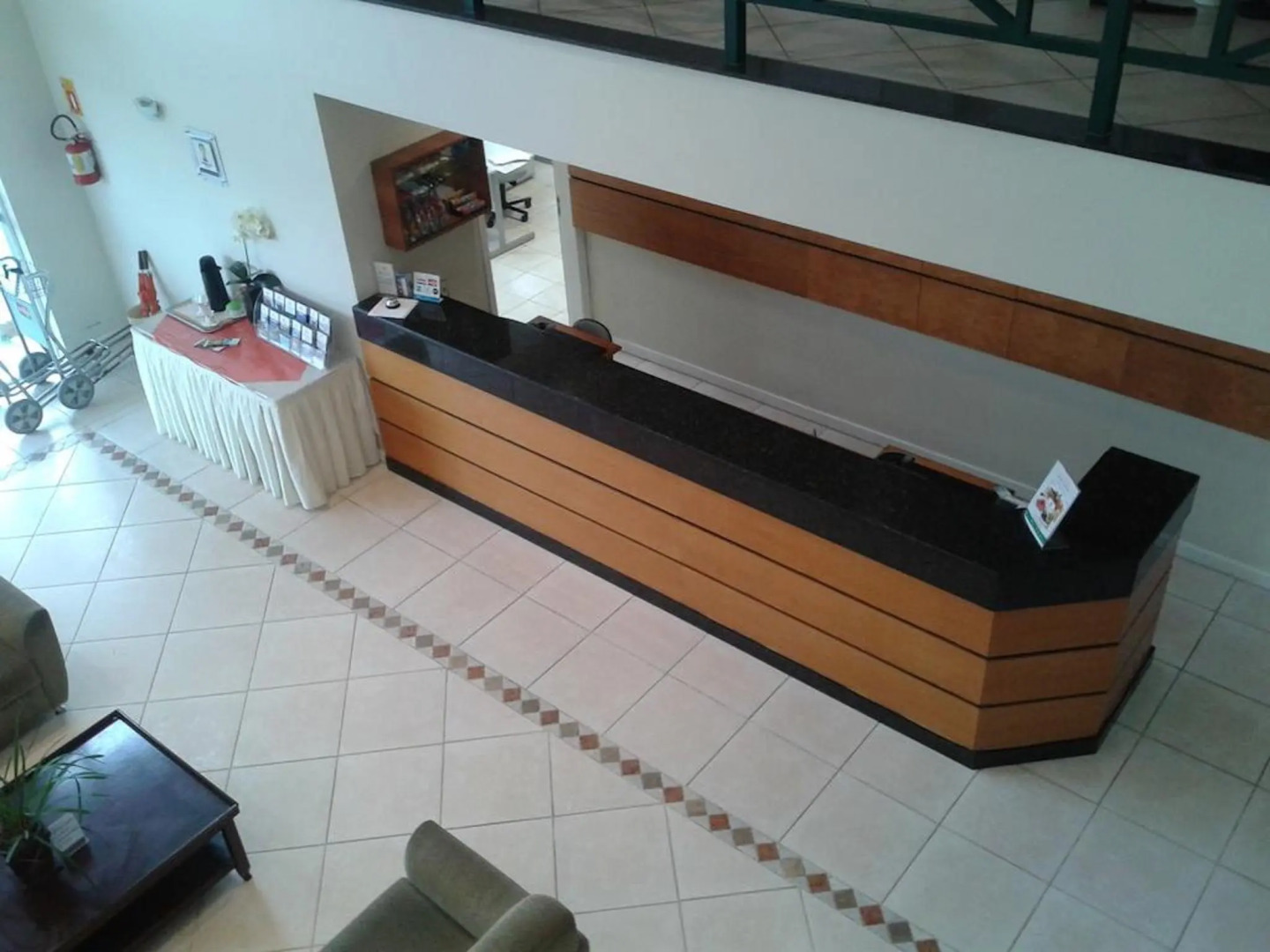 Harbor Self Graciosa Hotel