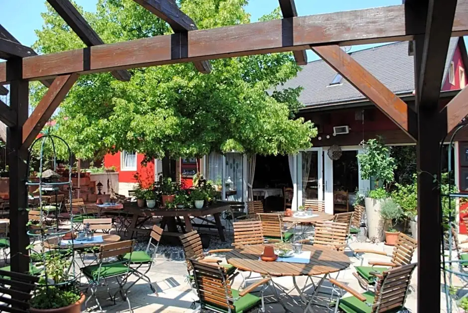 Hotel & Restaurant Zur Linde