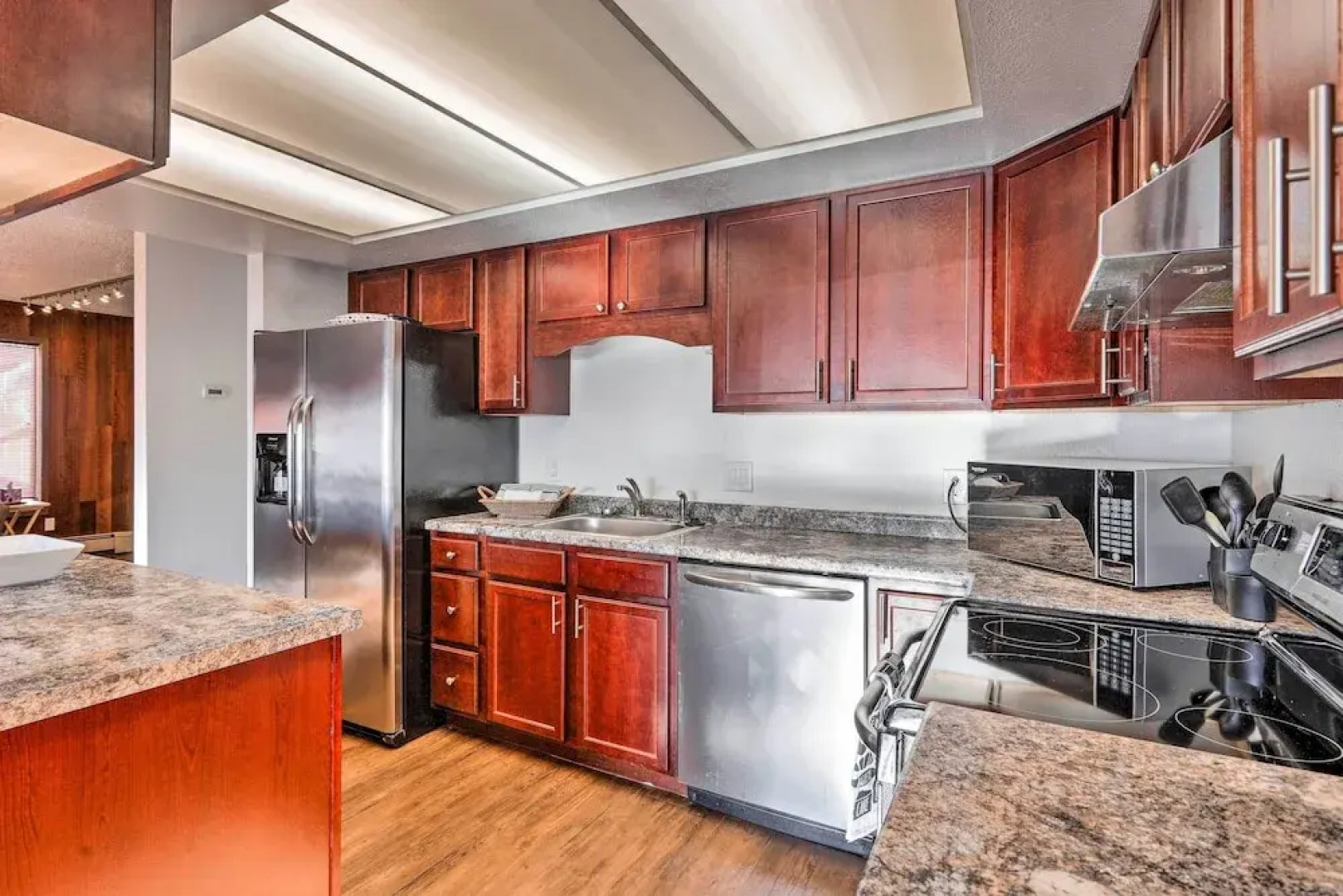 Cozy Fairbanks Condo < 3 Mi to Golden Heart!