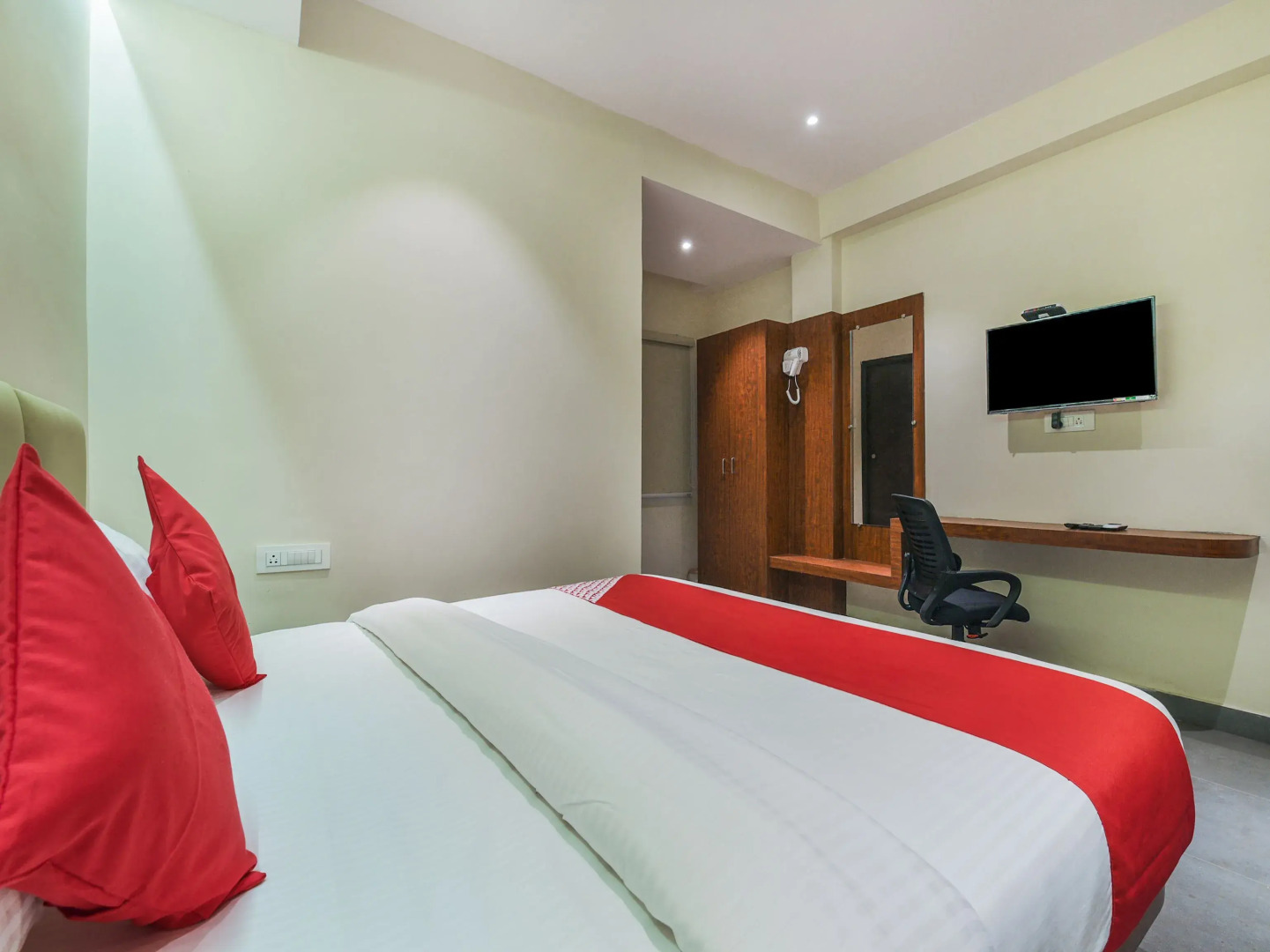 Capital O 22922 Hotel Siddartha Grand